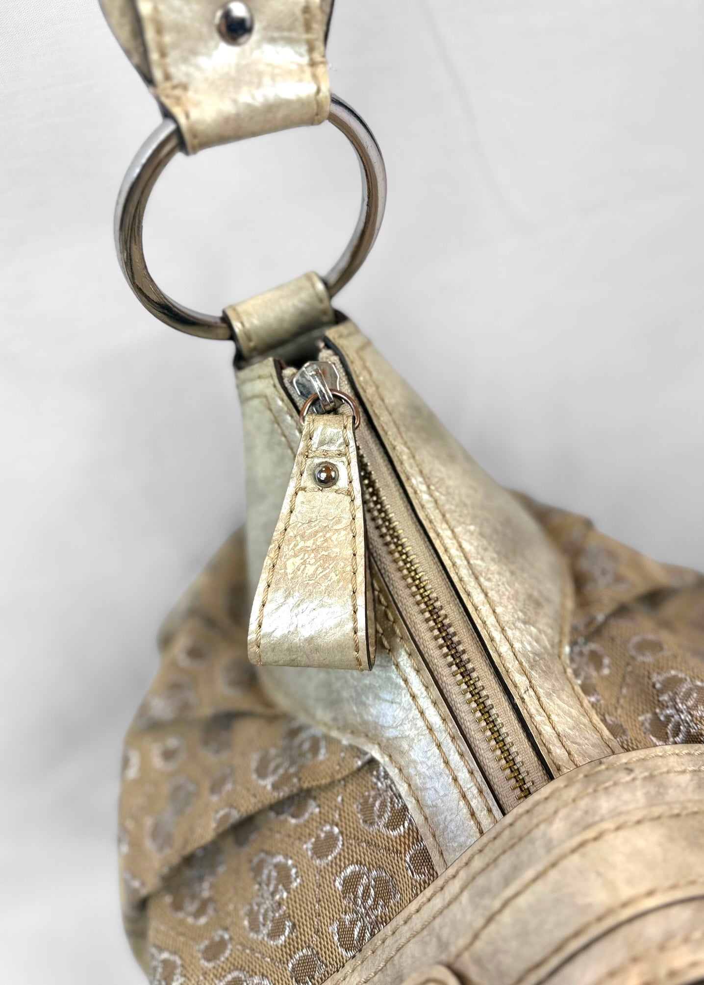 Vintage Guess Bag in Cream Gold