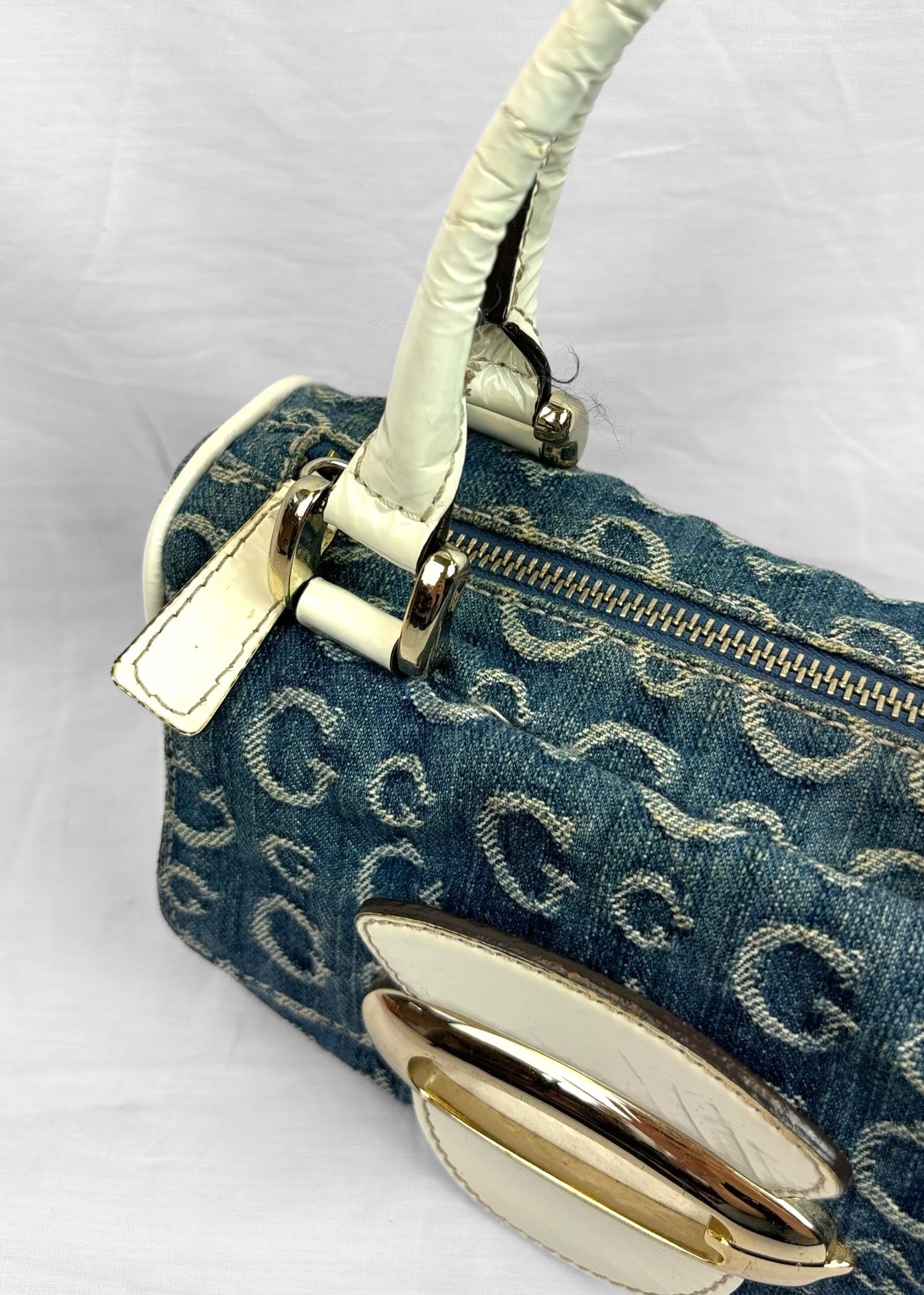 Ultra Rare Guess Bag