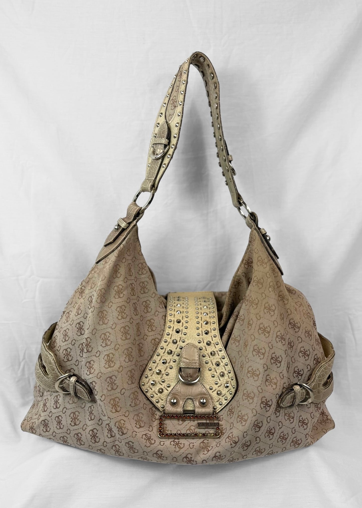 Vintage Guess Hobo Bag in Crème and Studs