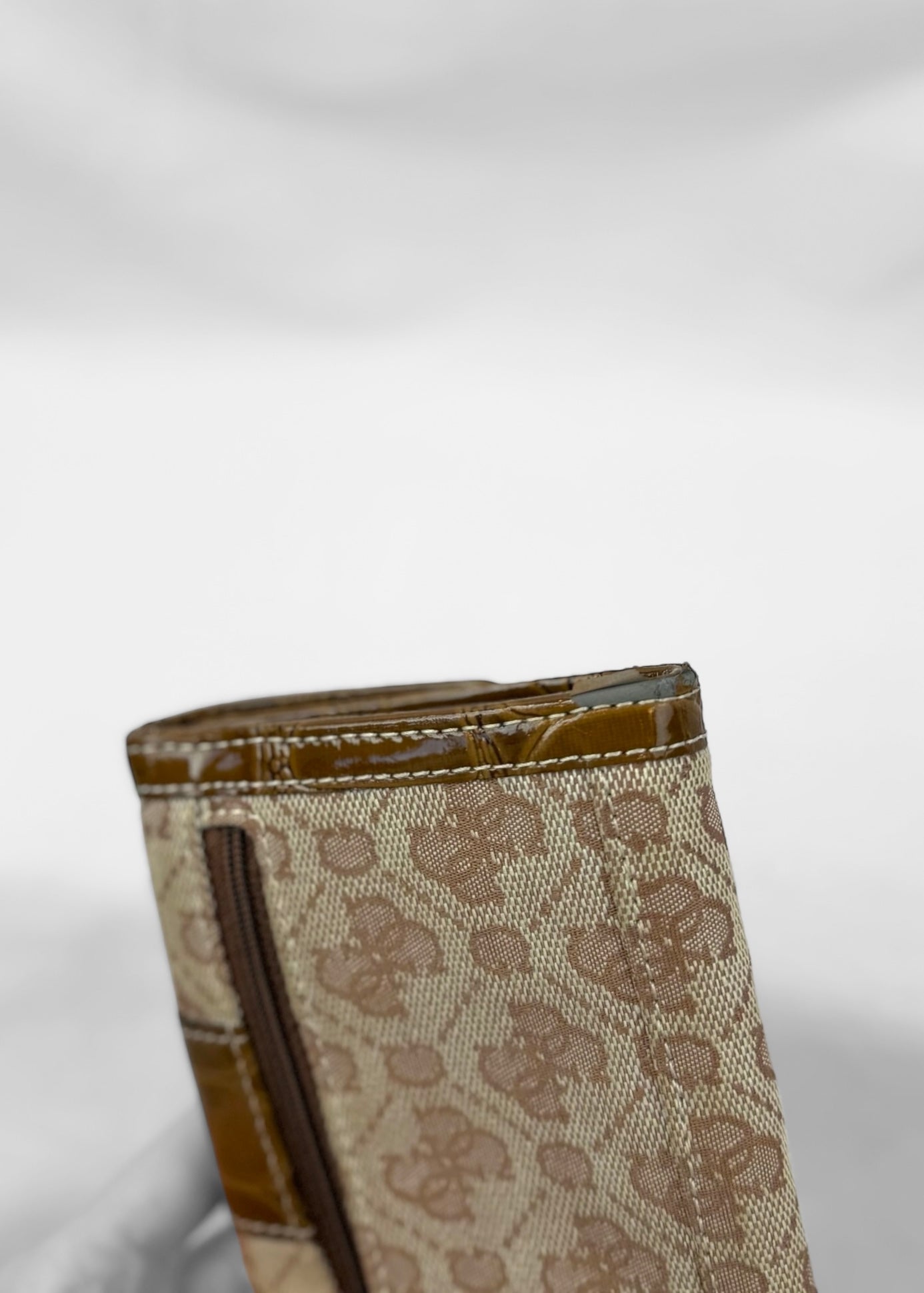 Vintage Guess Wallet