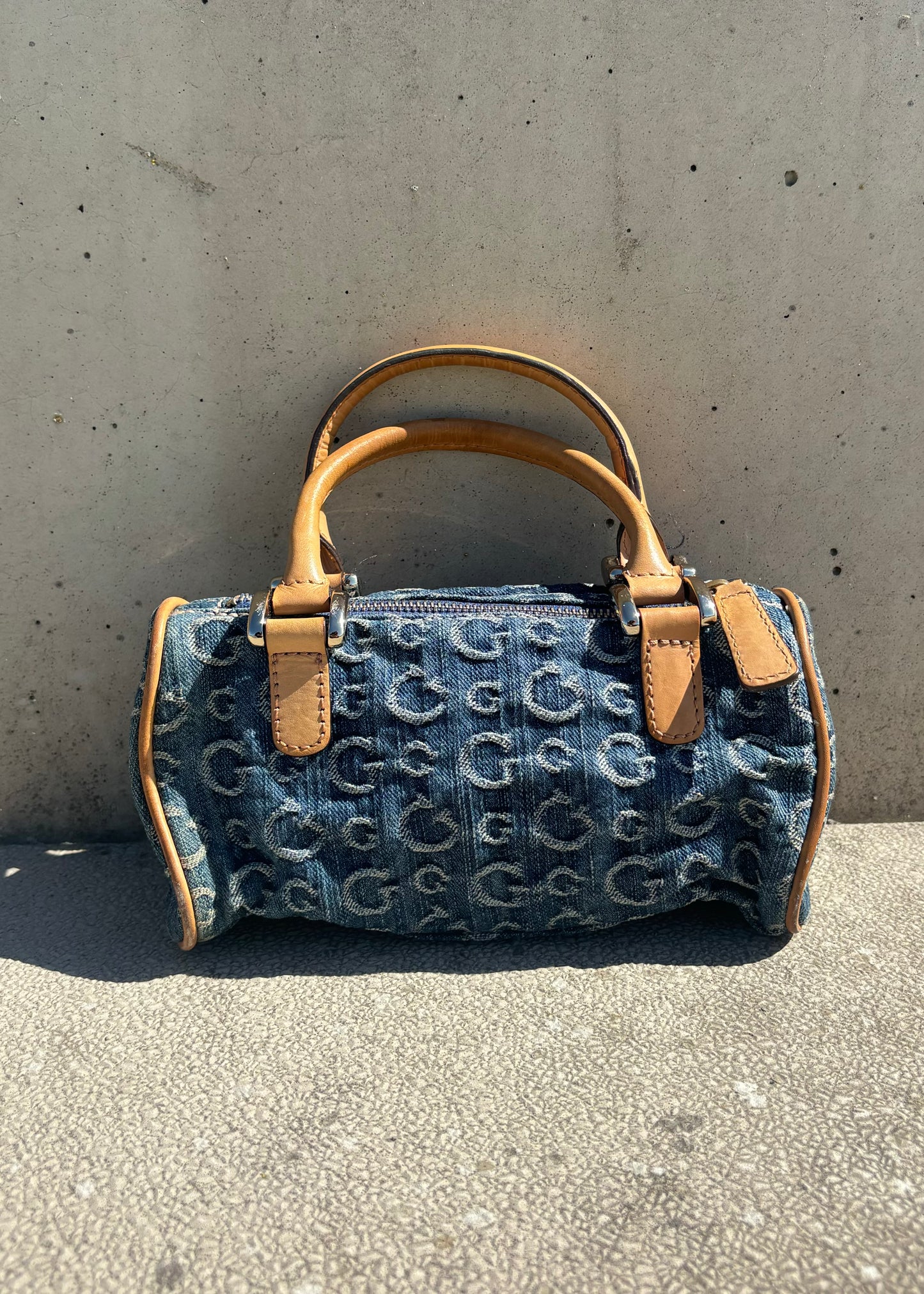 Ultra Rare Vintage Guess Bag