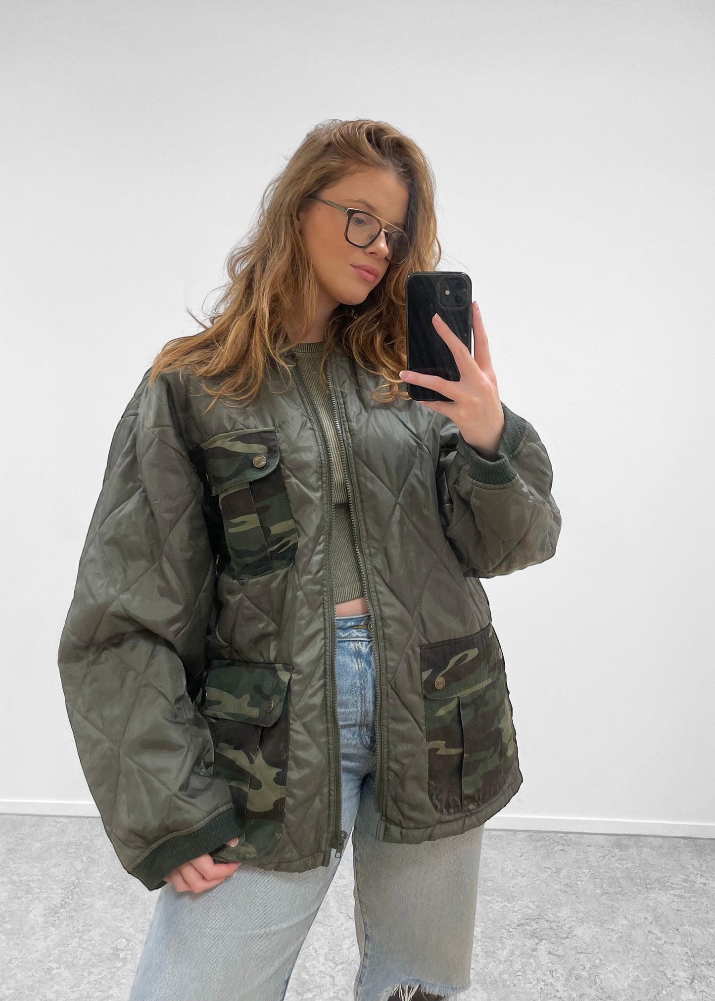 Vintage Army Bomber XL