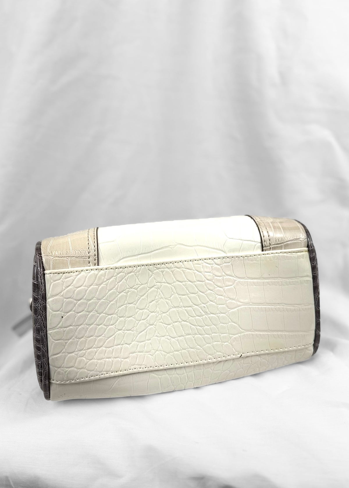Guess Bag Croco Purple White Cream Bowling