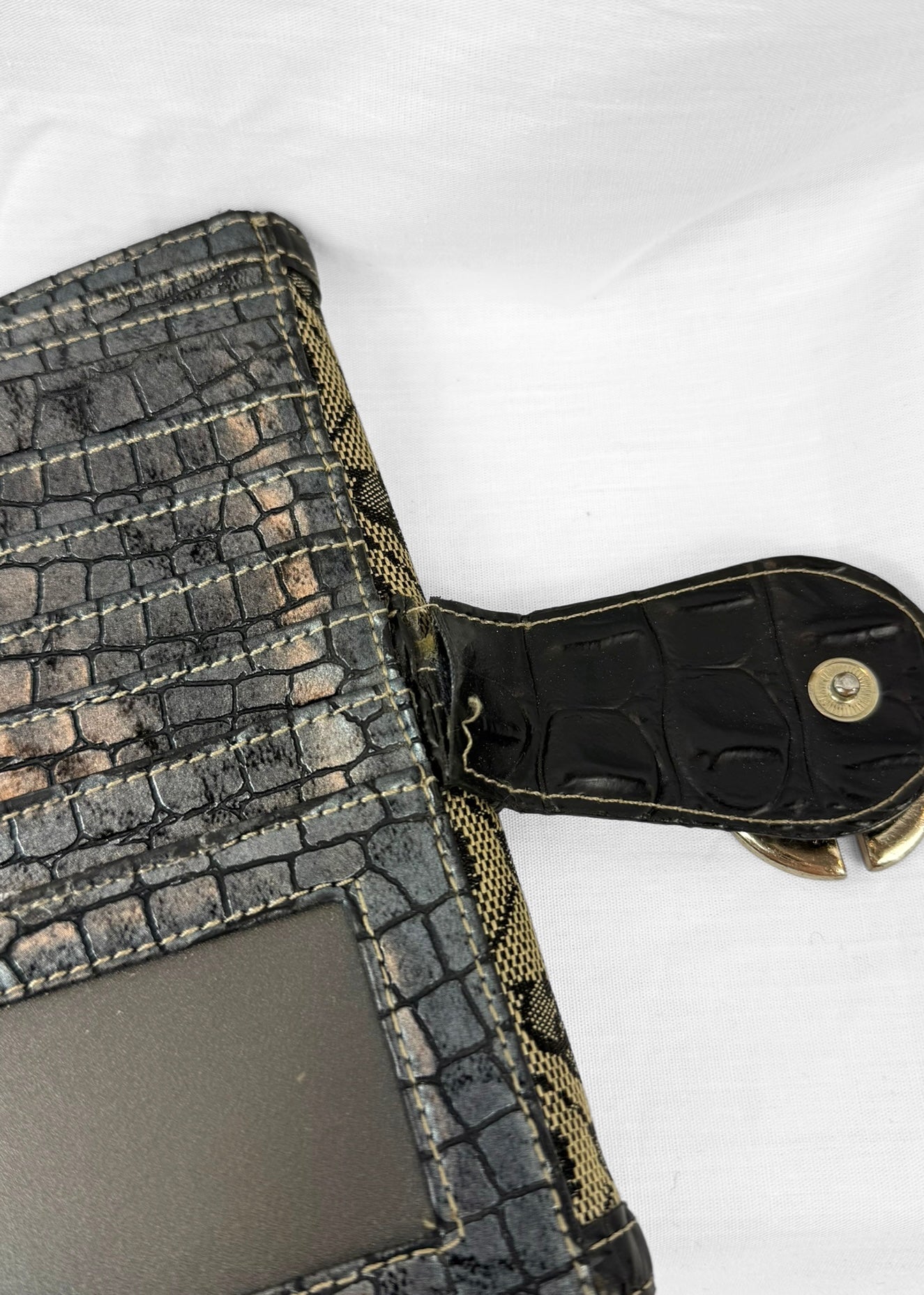 Vintage Guess Y2K Wallet in Croco Black Monogram G Buckle