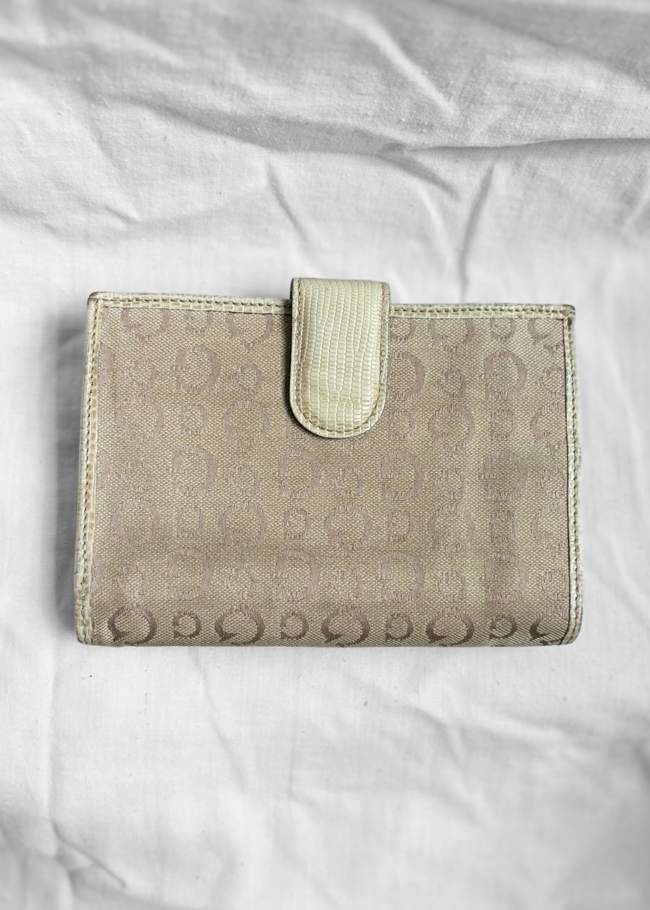 Guess Wallet