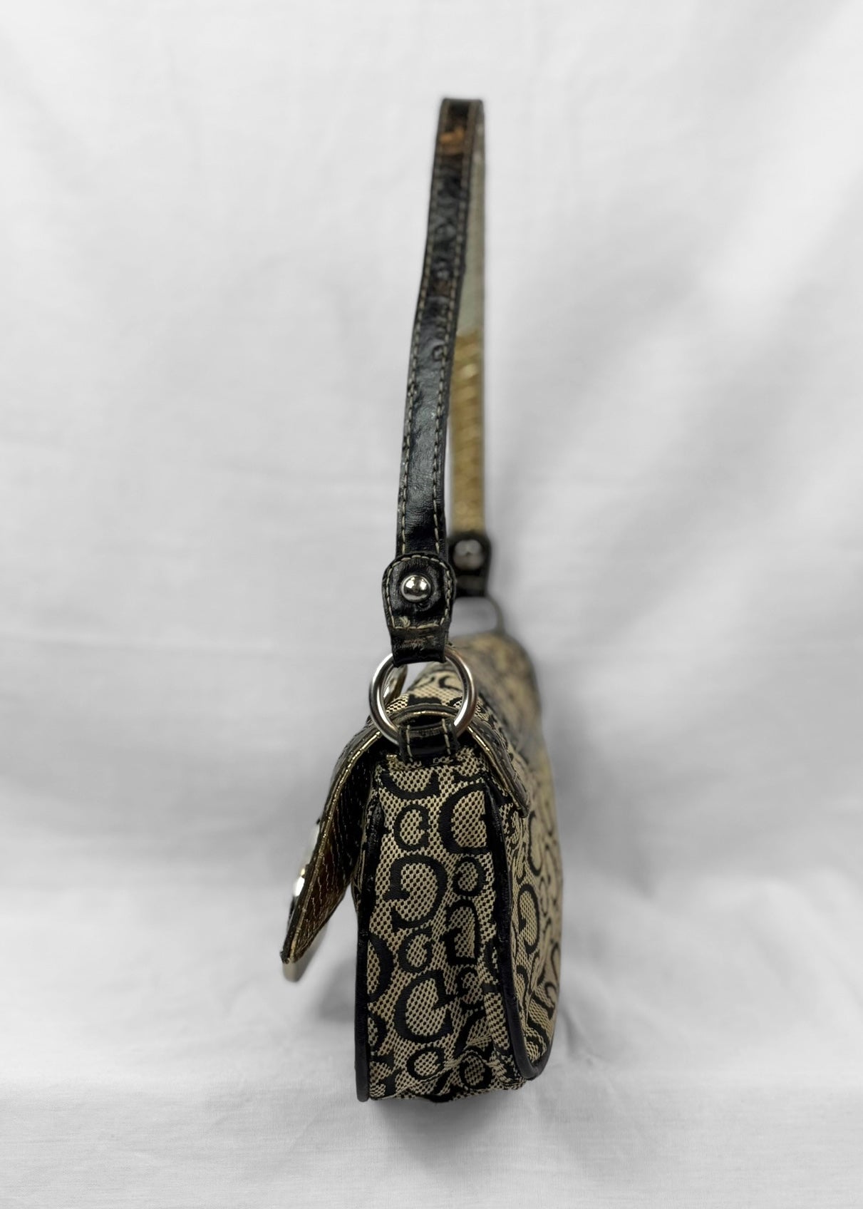 Vintage Guess Small Shoulderbag Black Monogram Silver Buckle