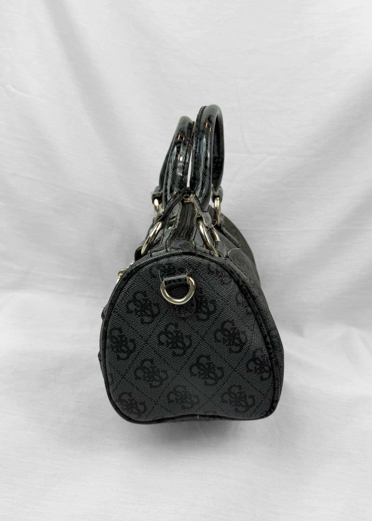Guess Bag Lock in Black Monogram