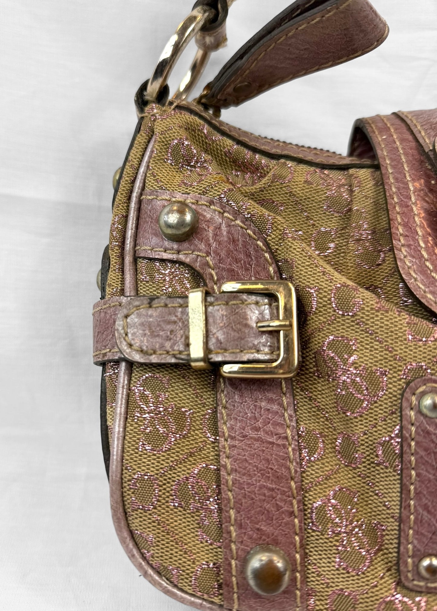 Vintage Guess Shoulderbag in Metallic Purple