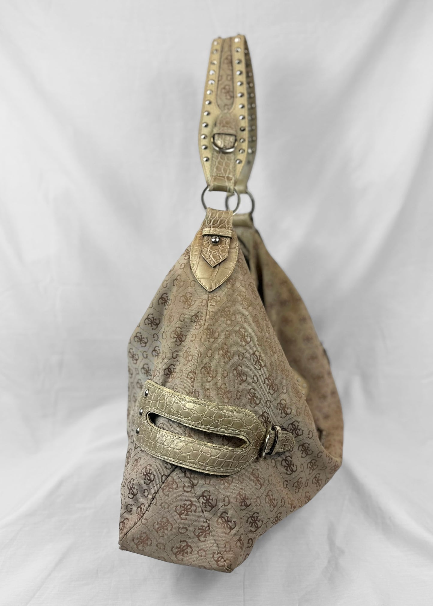 Vintage Guess Hobo Bag in Crème and Studs