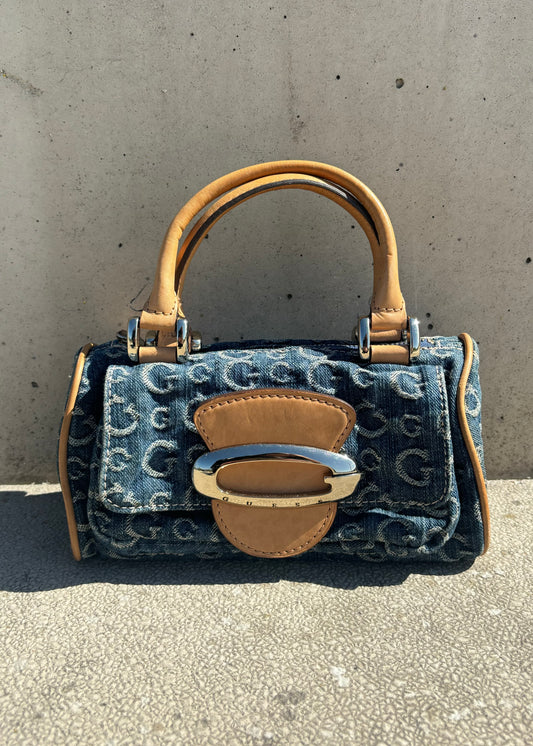Ultra Rare Vintage Guess Bag
