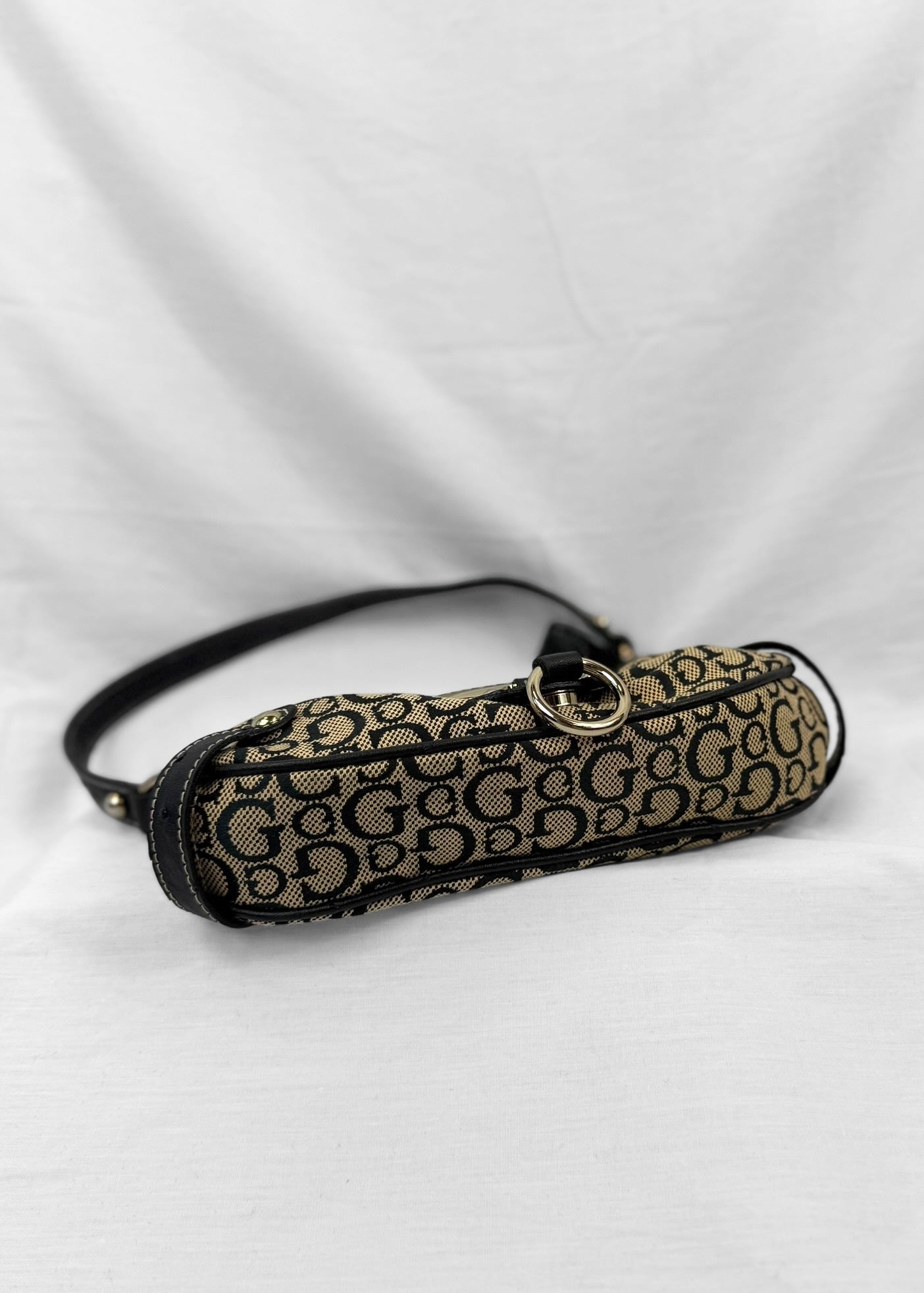 Vintage Guess Bag Ultra Rare in Black Monogram Silver