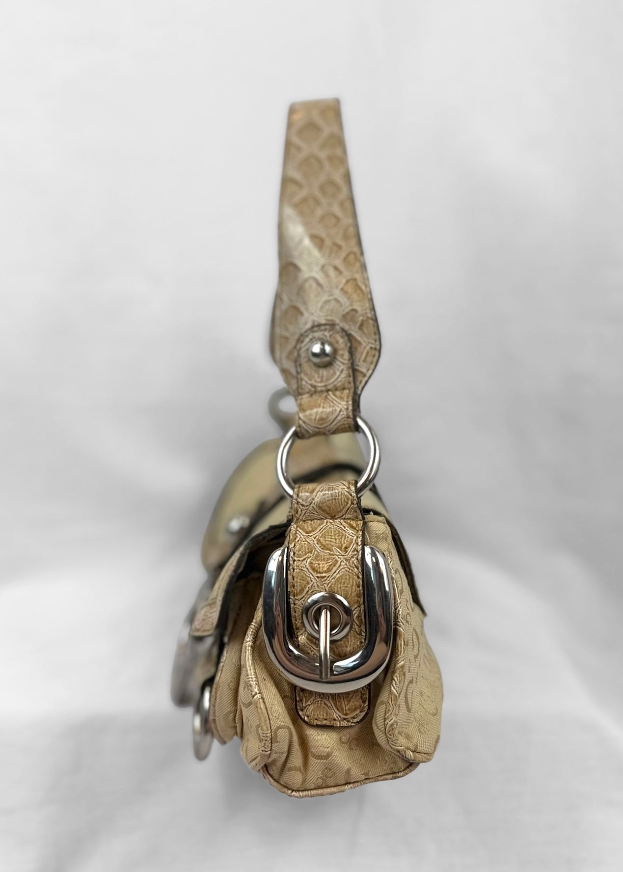 Vintage Guess Bag in Cream Monogram and Silver G