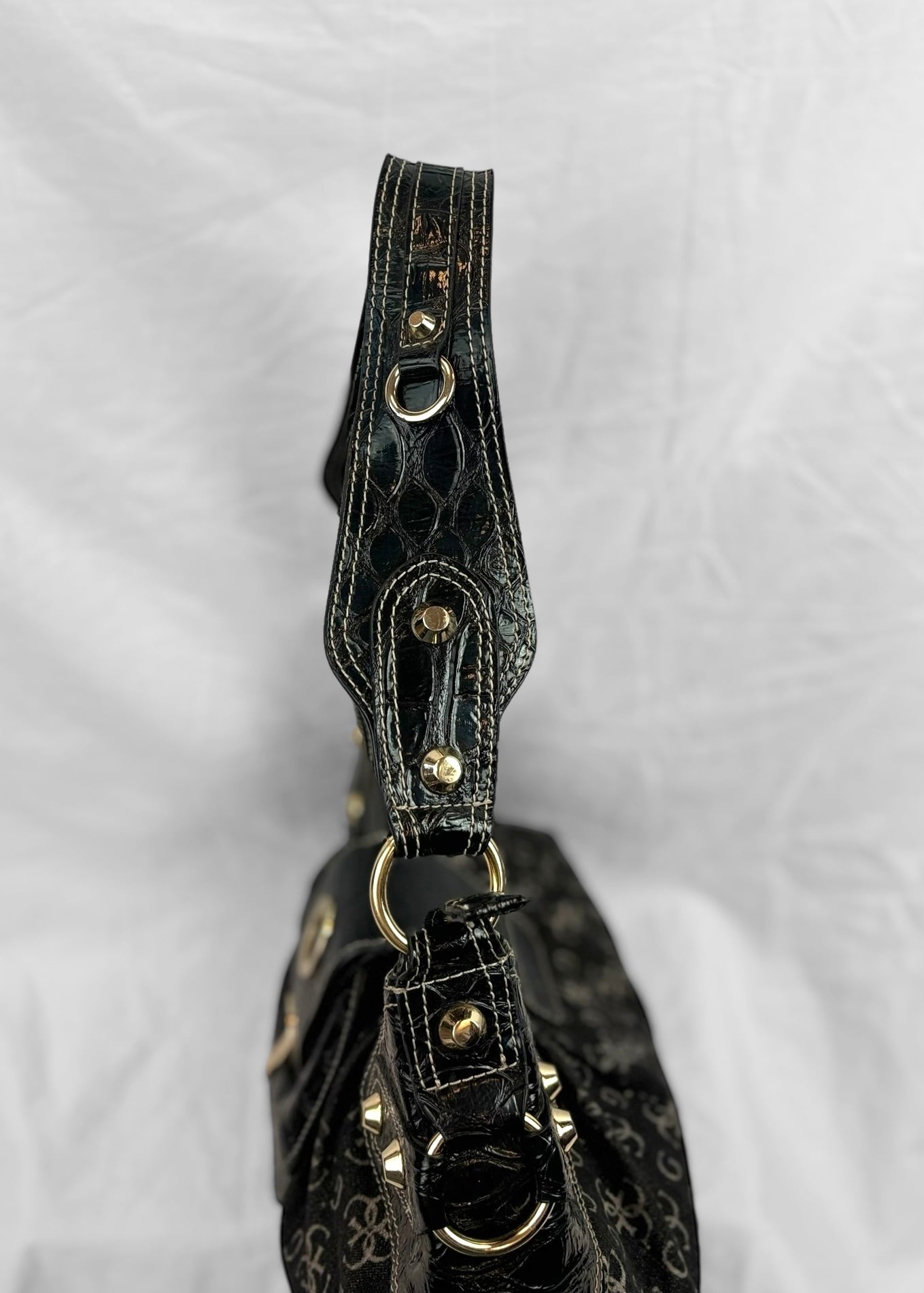 ULTRA RARE VINTAGE GUESS BAG