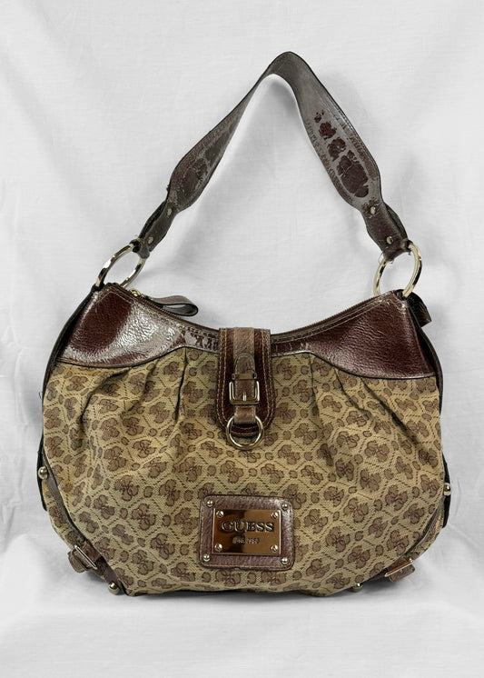 Vintage Guess Shoulderbag in Brown monogram
