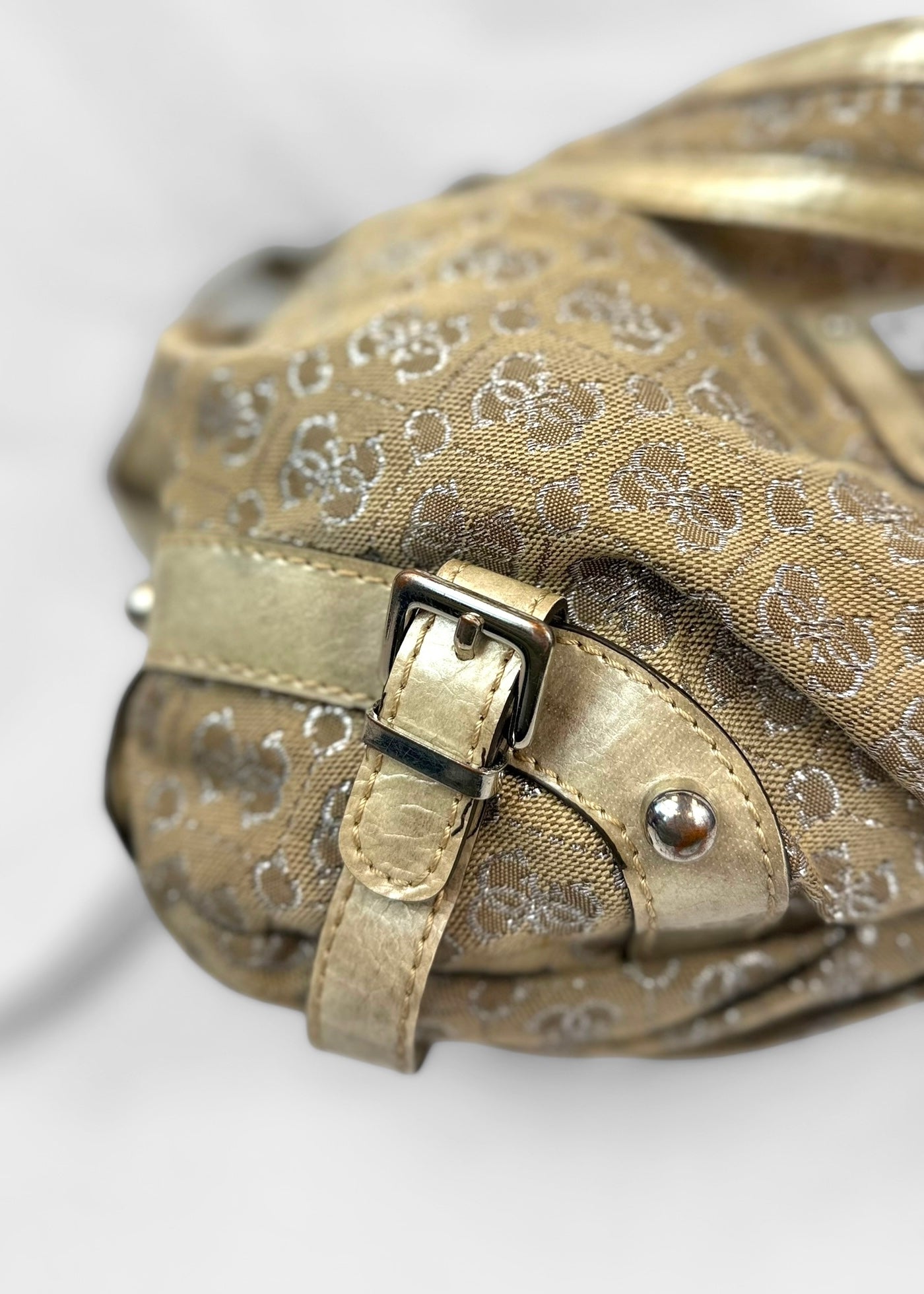 Vintage Guess Bag in Cream Gold