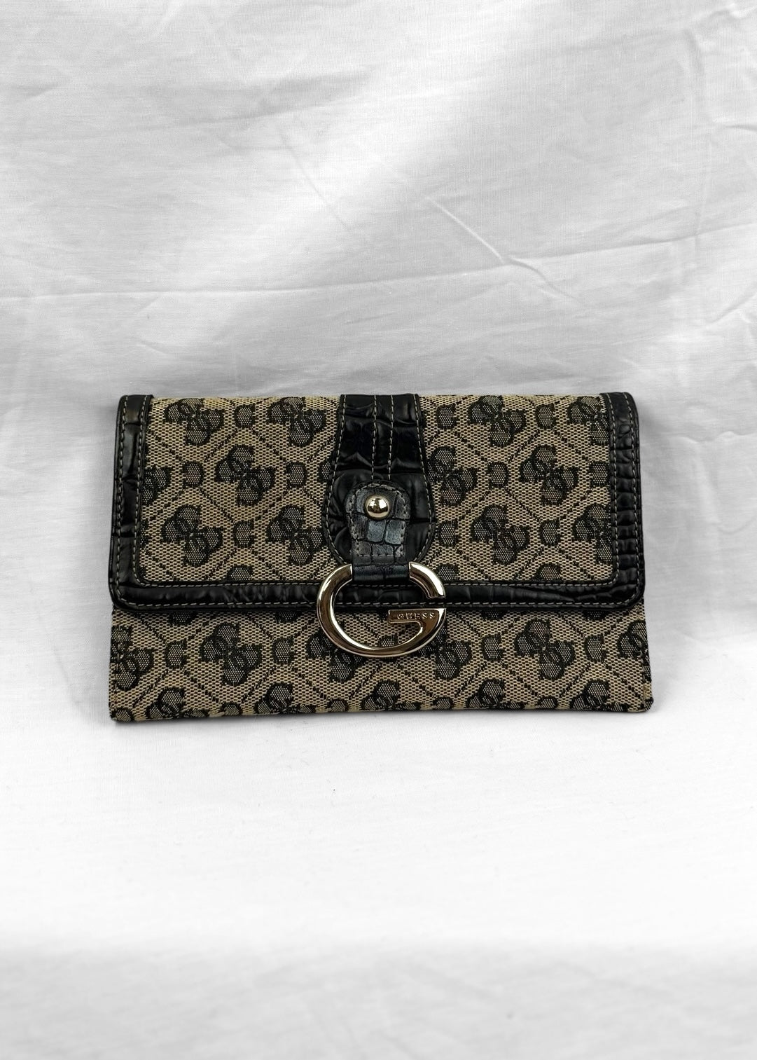 Vintage Guess Wallet