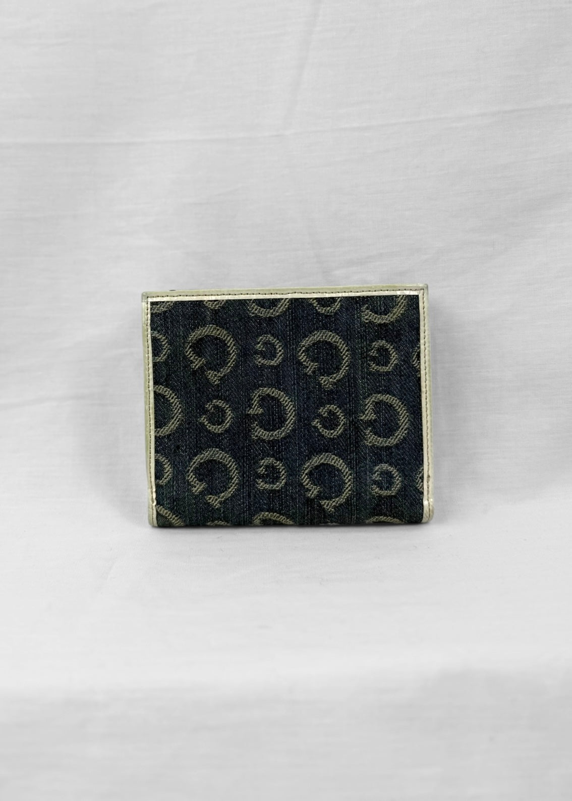 Vintage Guess Wallet in Denim White
