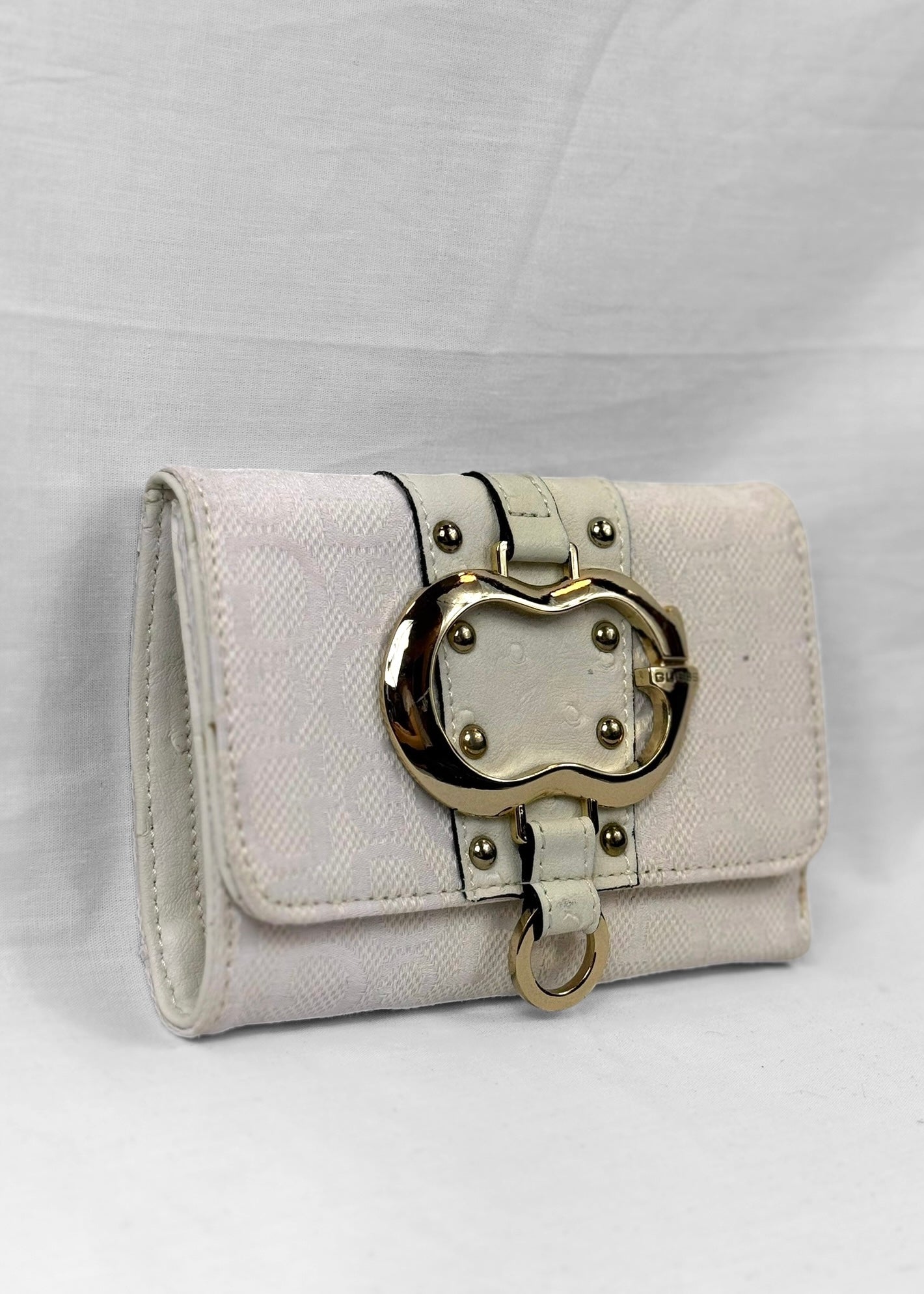 Vintage Y2K White Guess Wallet