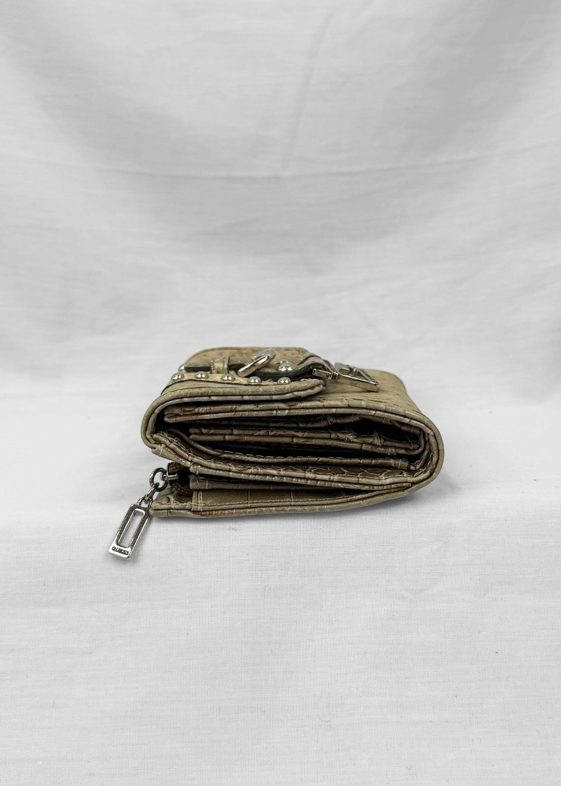 Vintage Guess Wallet in Beige