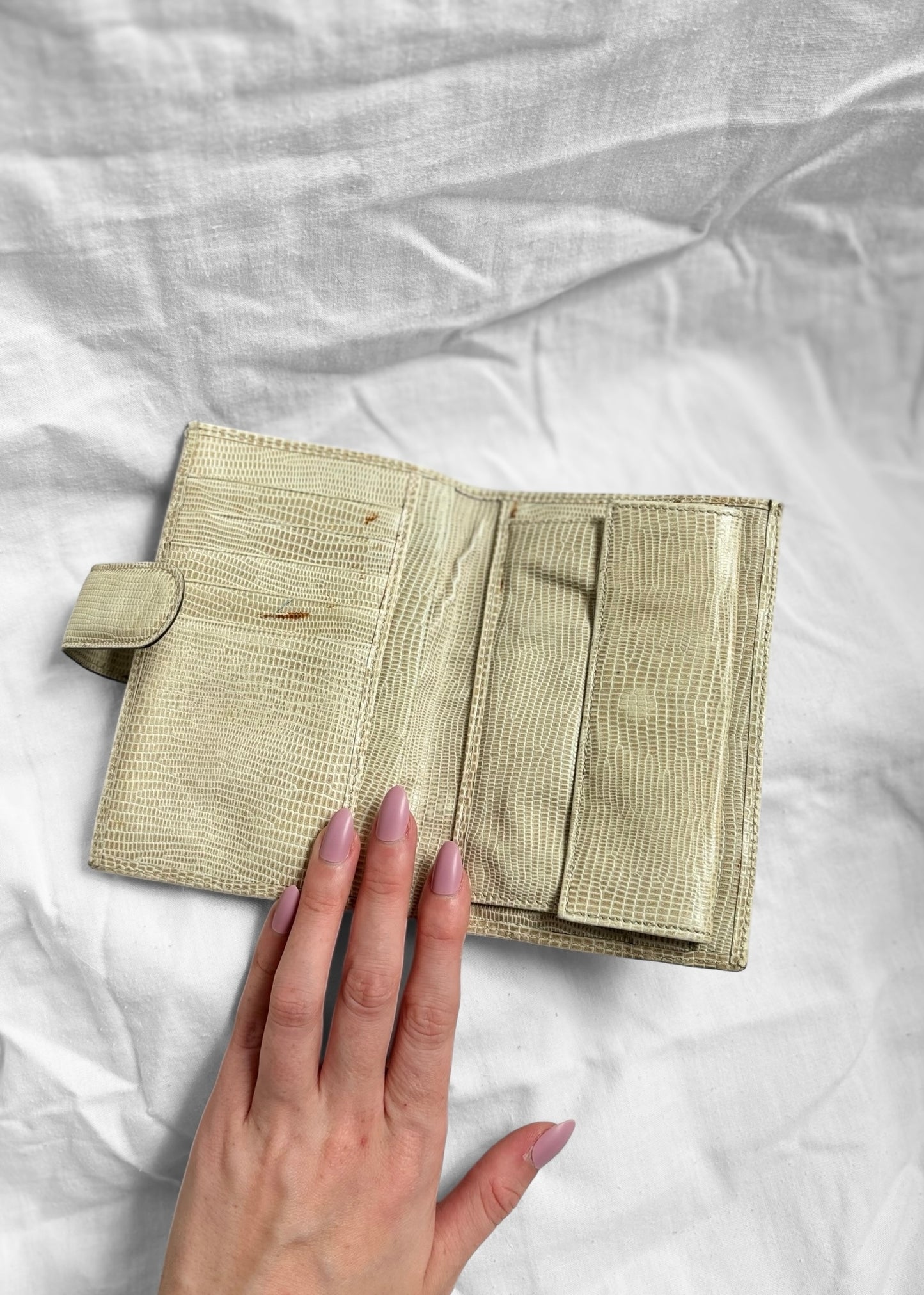 Guess Wallet