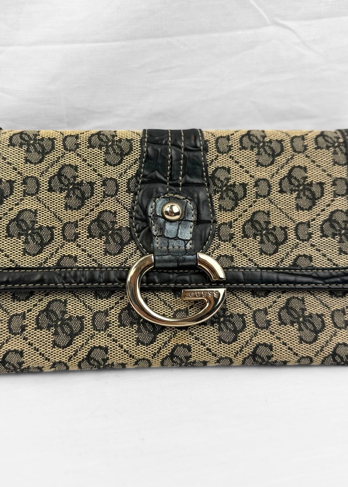 Vintage Guess Wallet