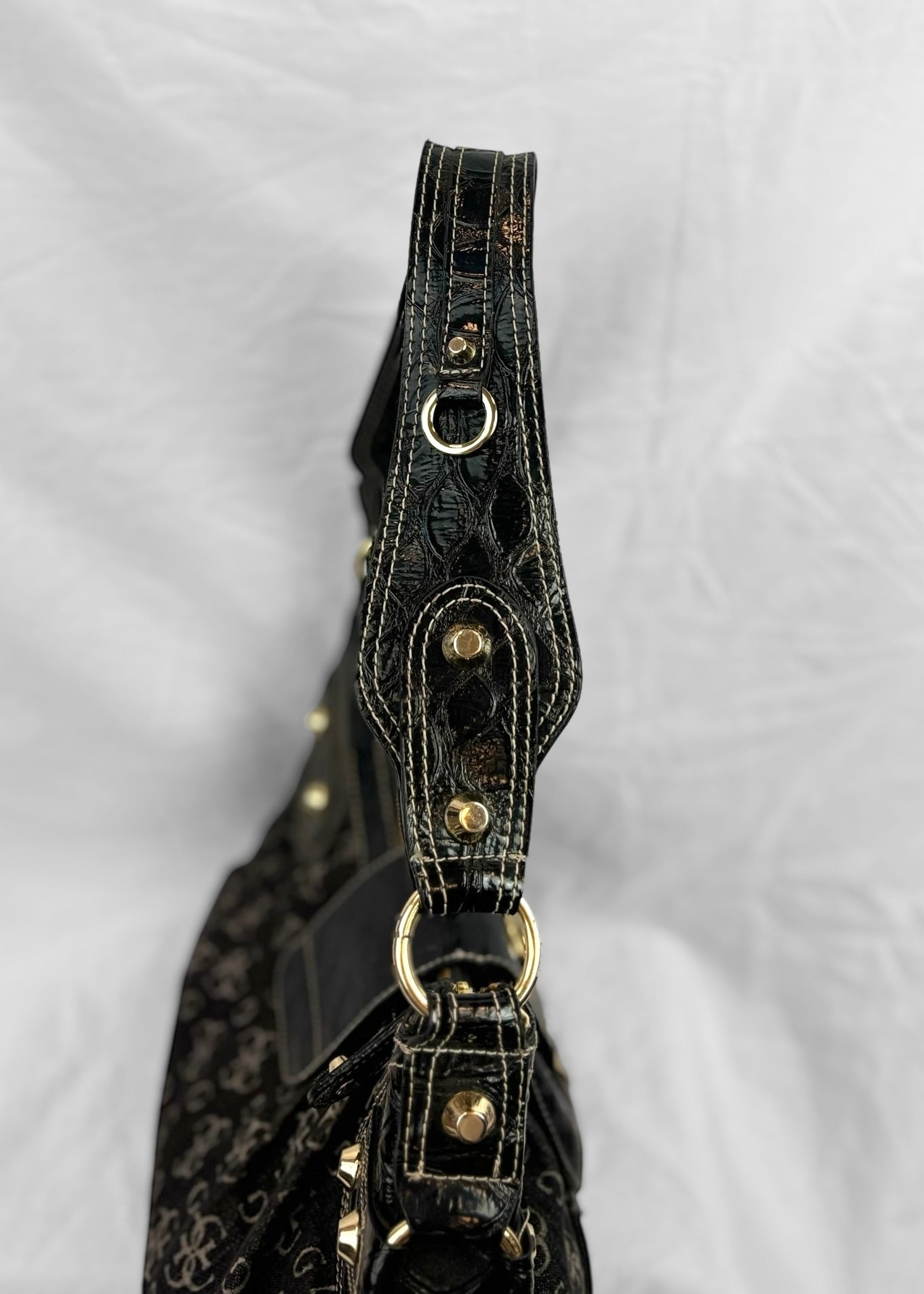 ULTRA RARE VINTAGE GUESS BAG