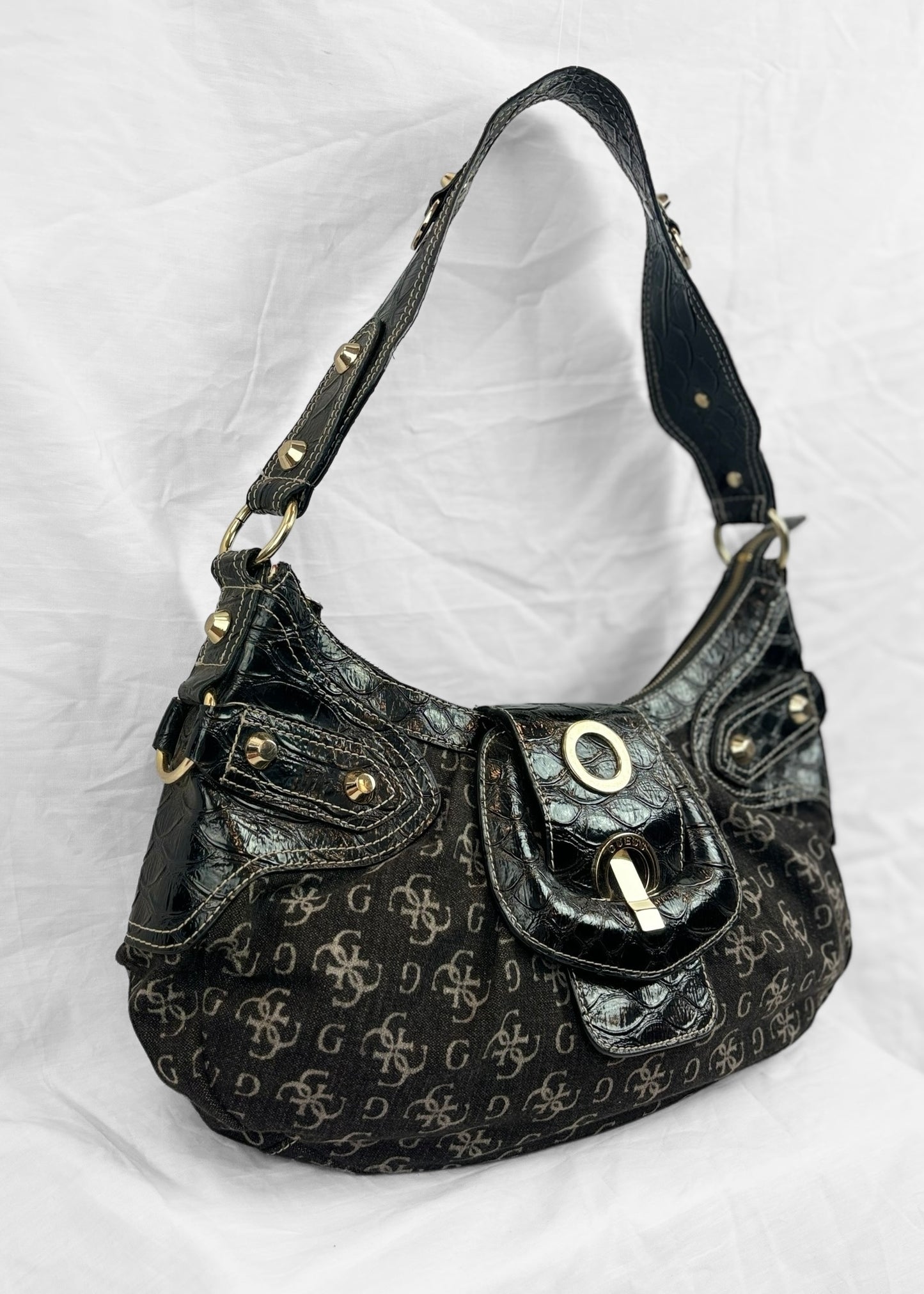 ULTRA RARE VINTAGE GUESS BAG