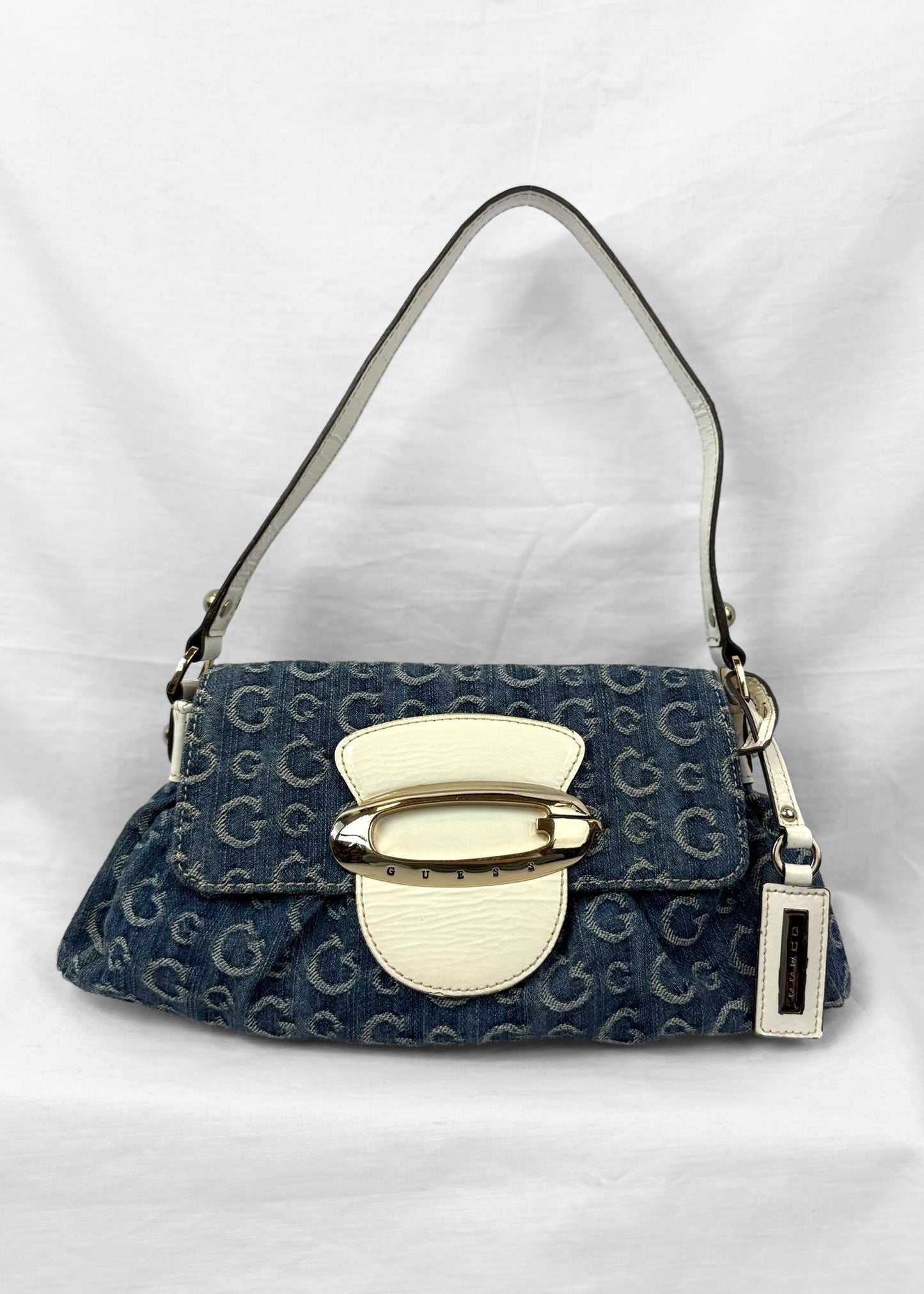 Rare Vintage Guess Shoulderbag in Denim Cream
