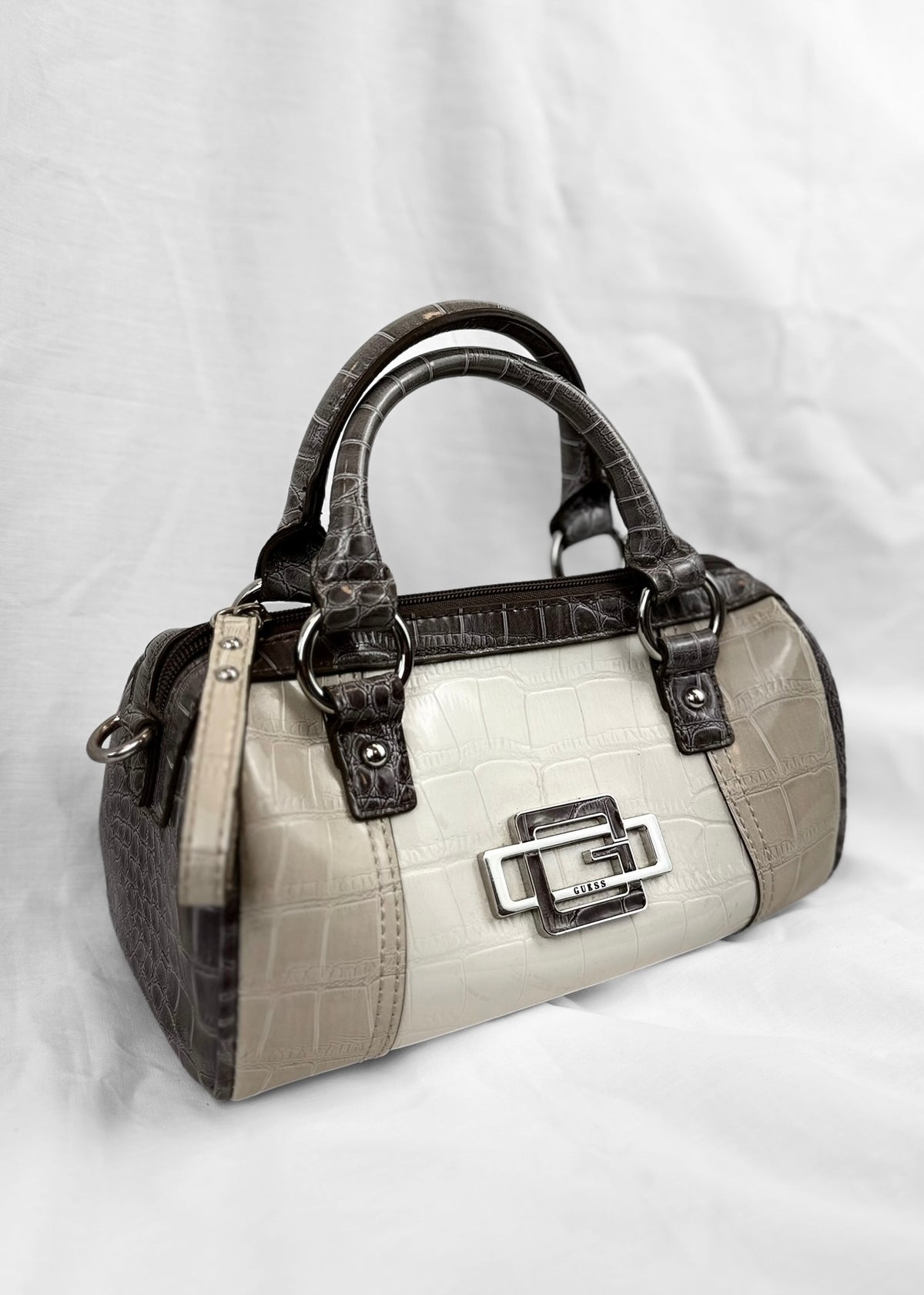 Guess Bag Croco Purple White Cream Bowling
