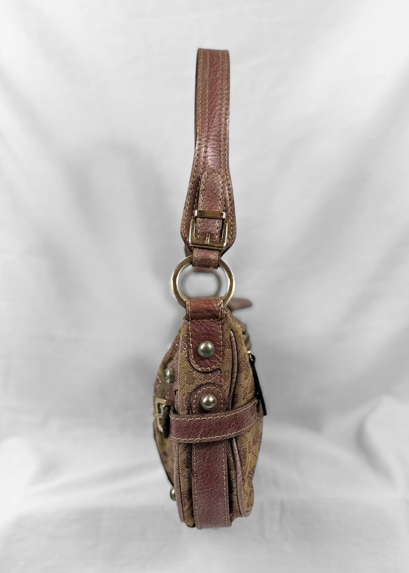 Vintage Guess Shoulderbag in Metallic Purple