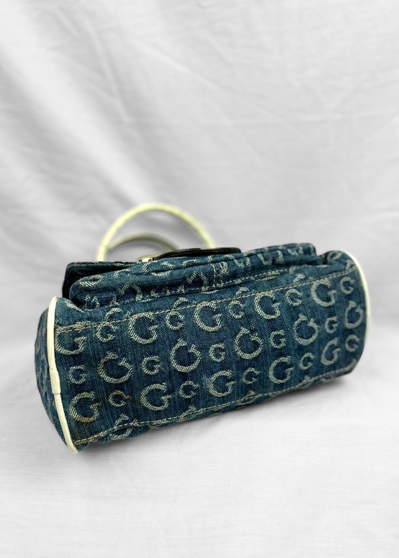 Ultra Rare Guess Bag