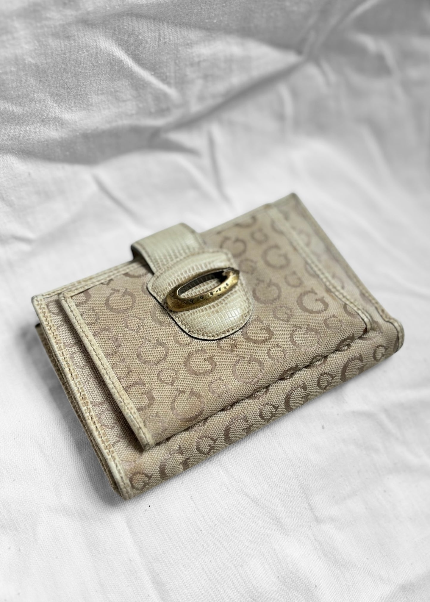 Guess Wallet