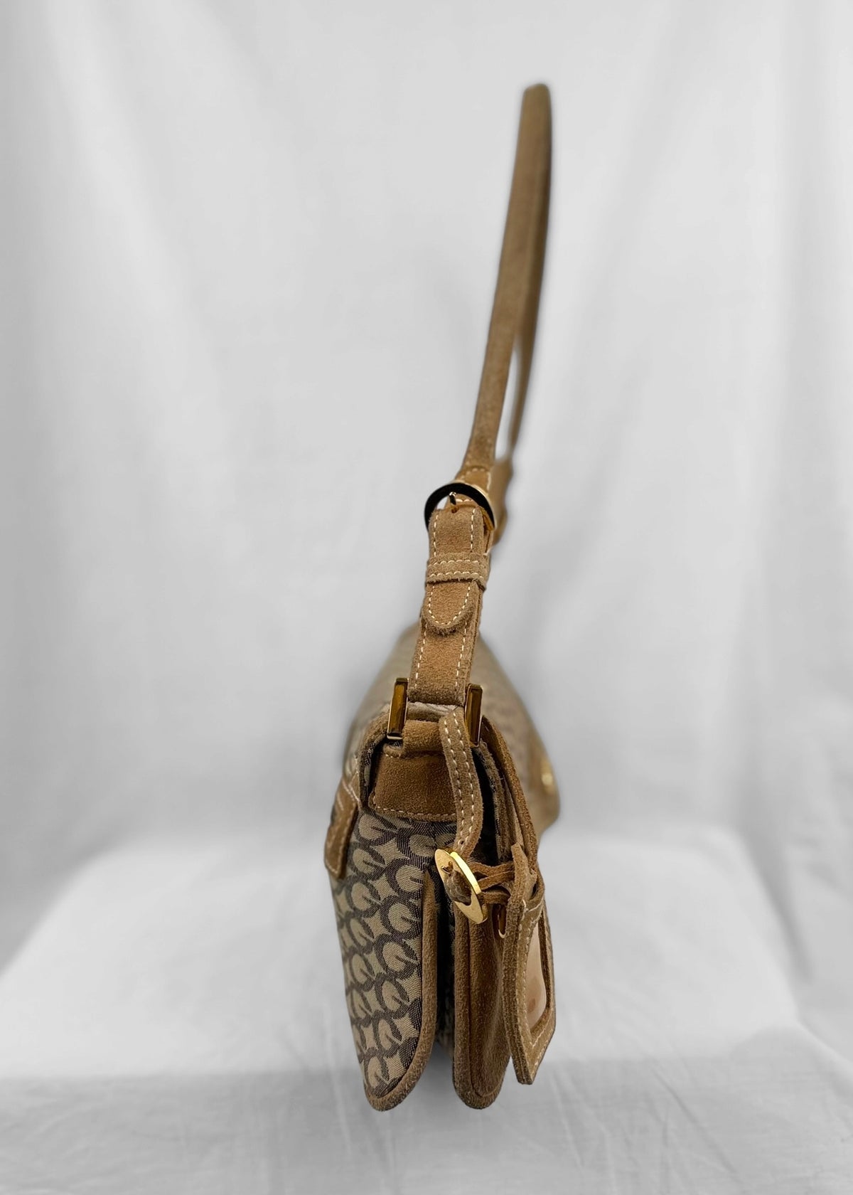 Vintage Guess Bag in Brown Suede and Gold
