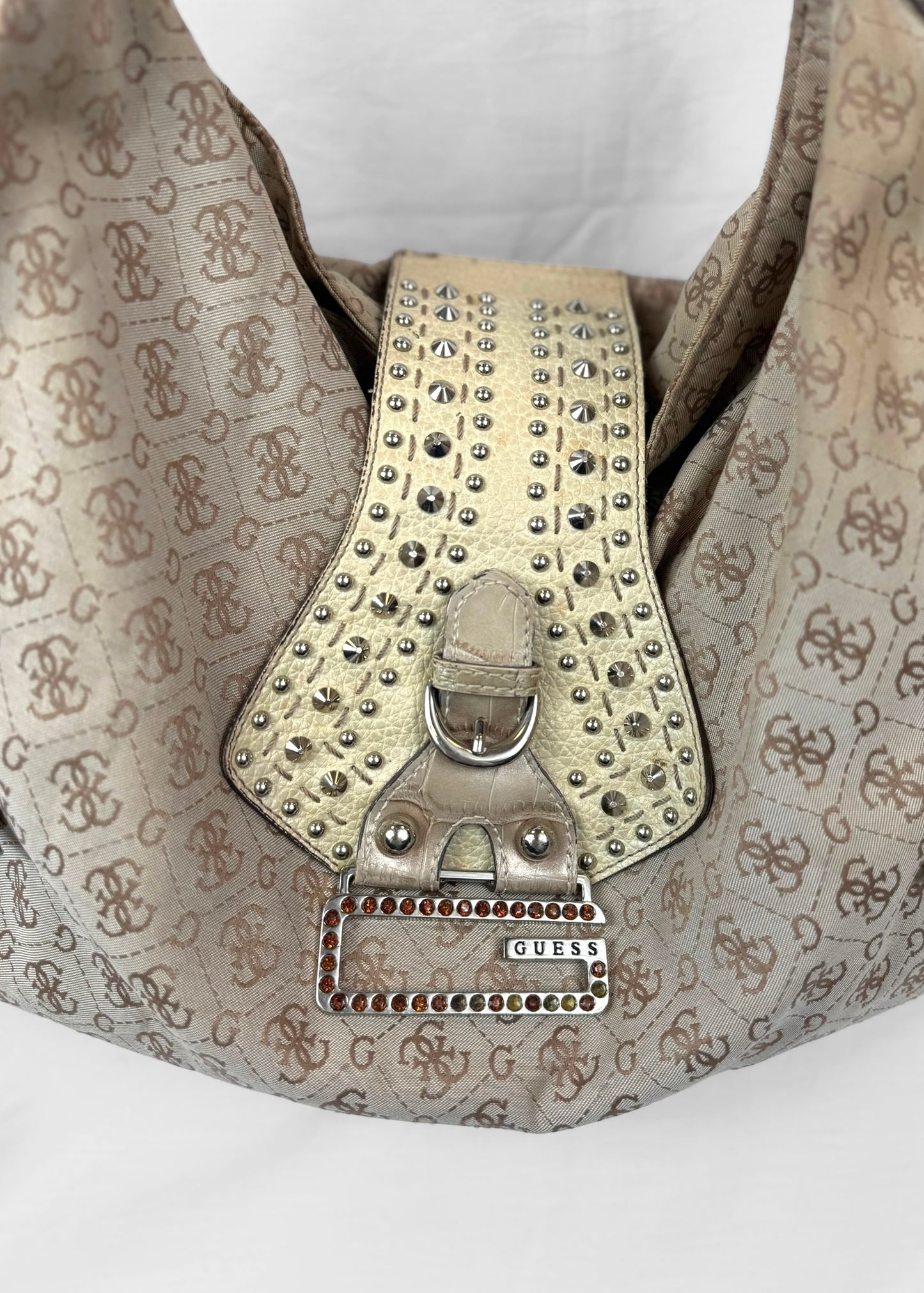 Vintage Guess Hobo Bag in Crème and Studs