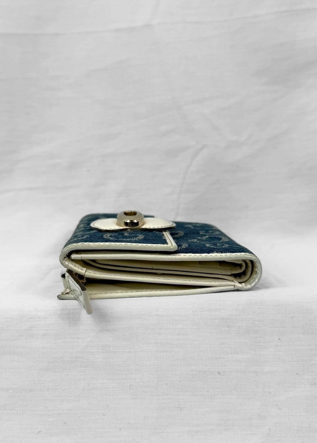 Vintage Guess Wallet in Denim White