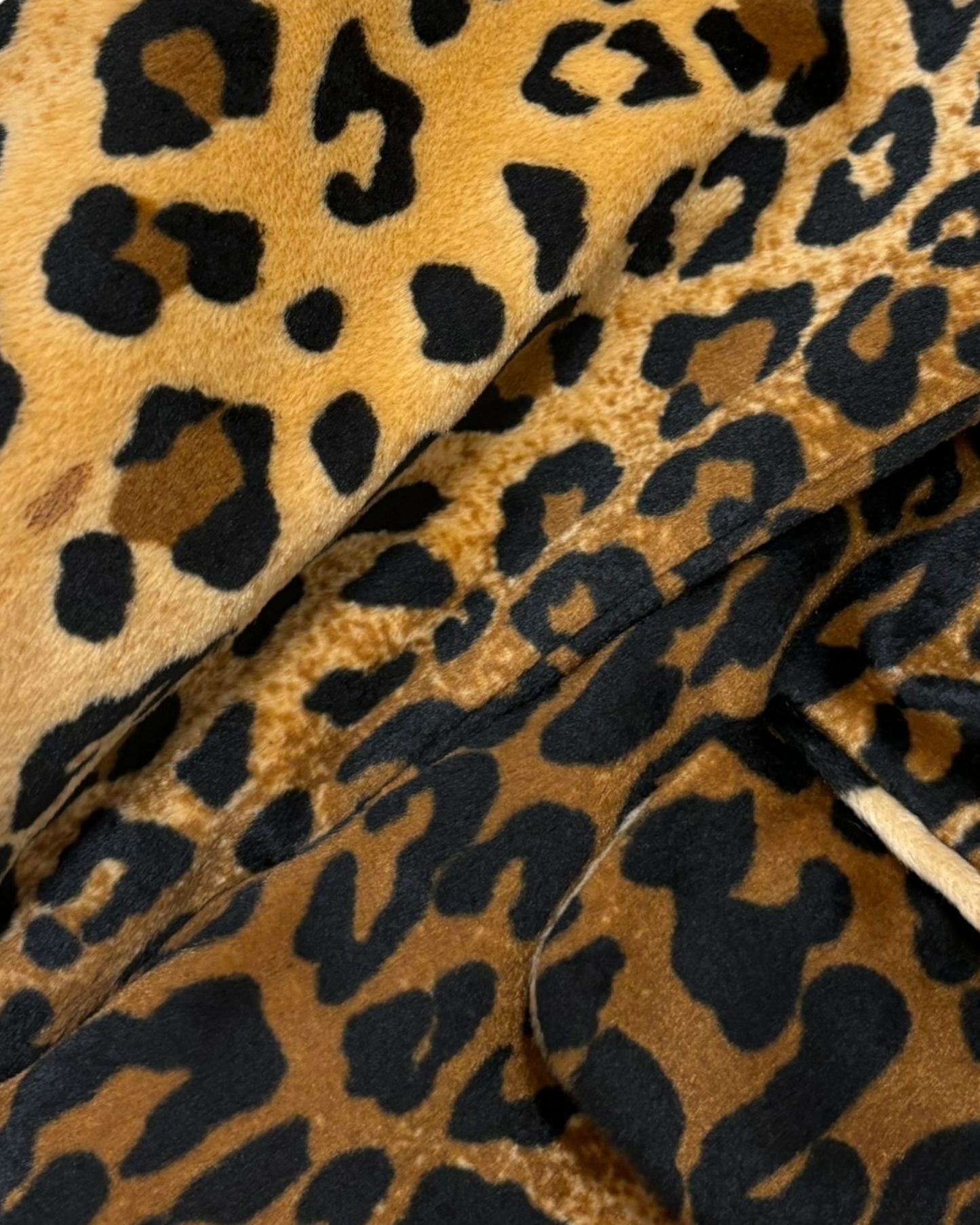 Vintage Luxe Leopard Blazer am