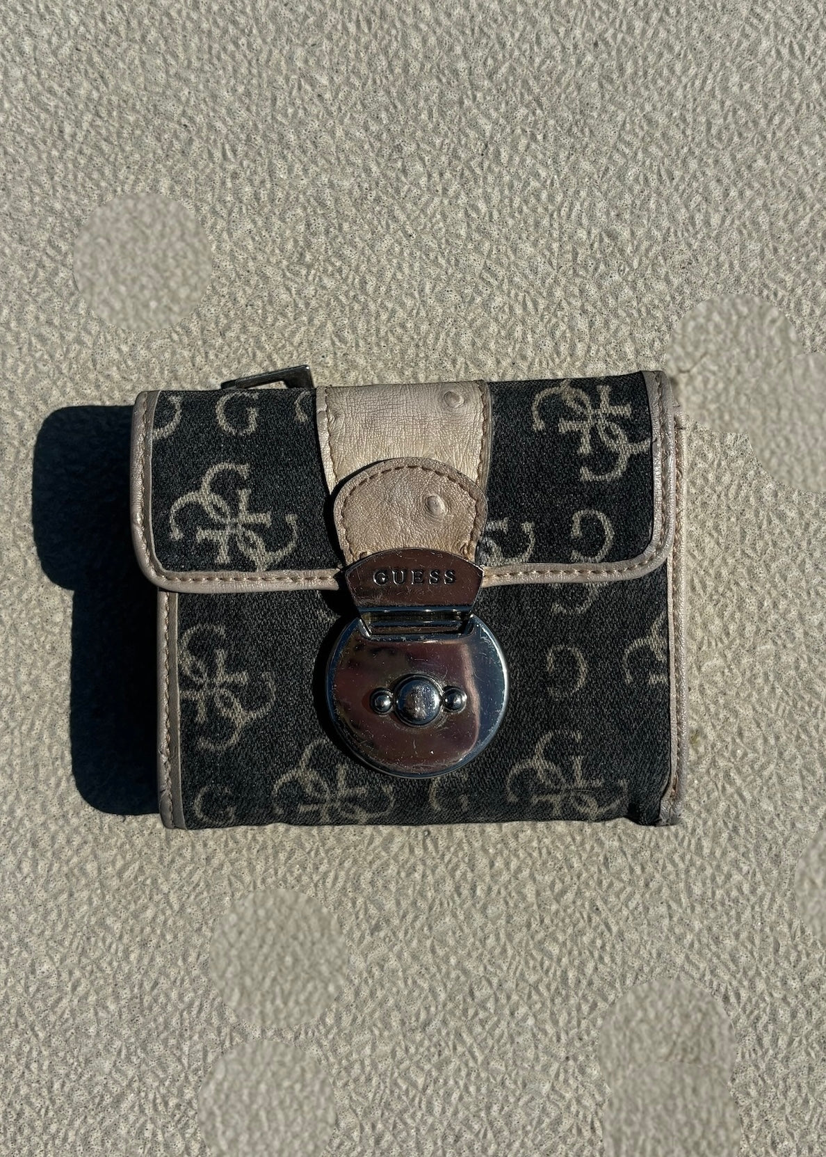 Vintage Guess Wallet