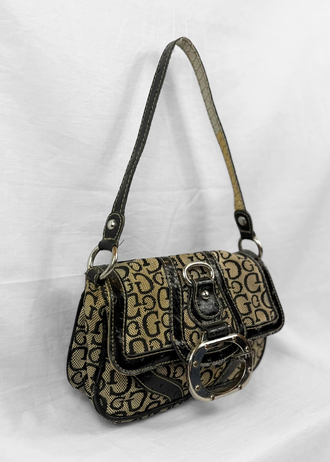Vintage Guess Small Shoulderbag Black Monogram Silver Buckle