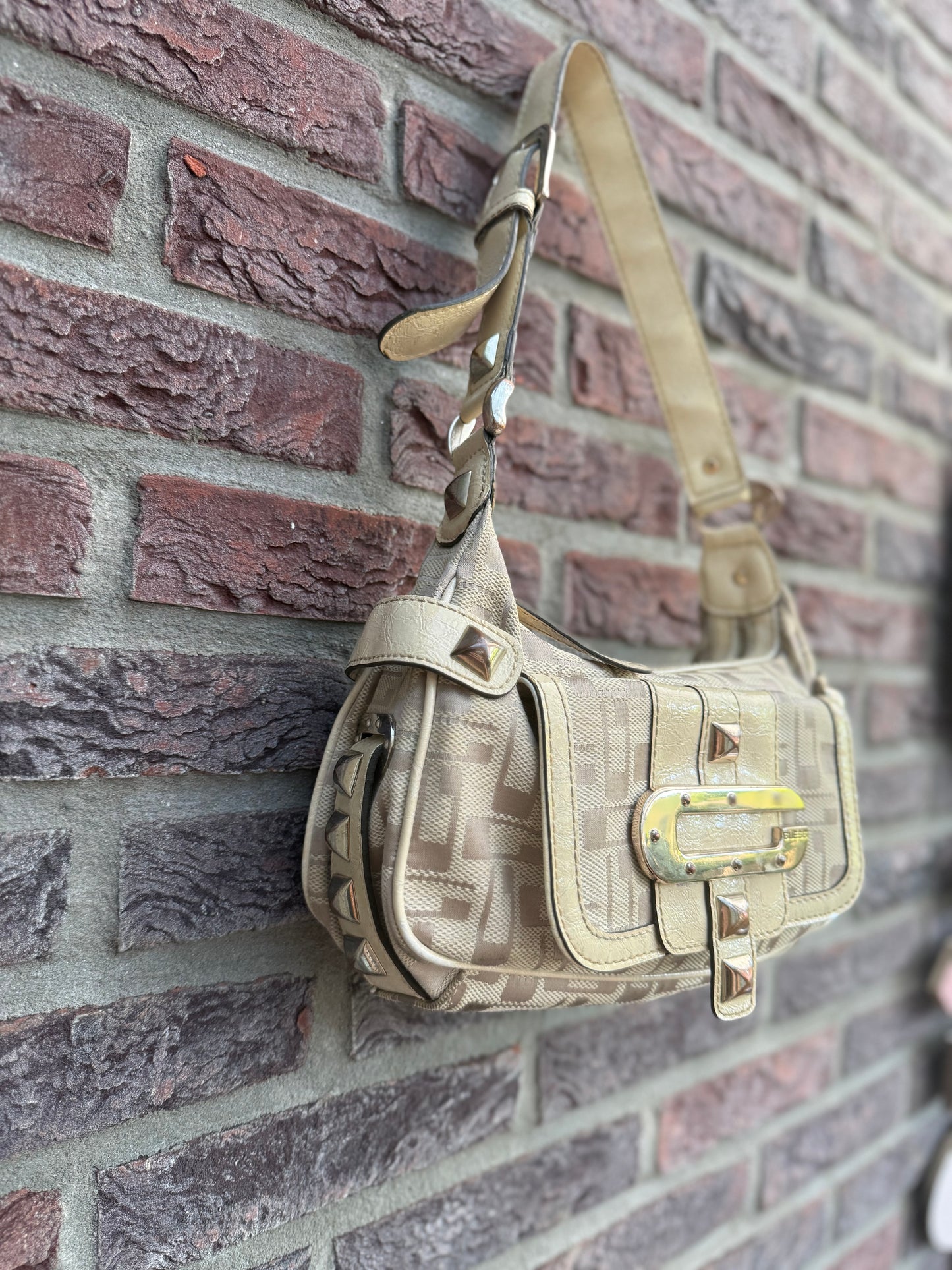 Vintage Guess Bag in Cream and Studs
