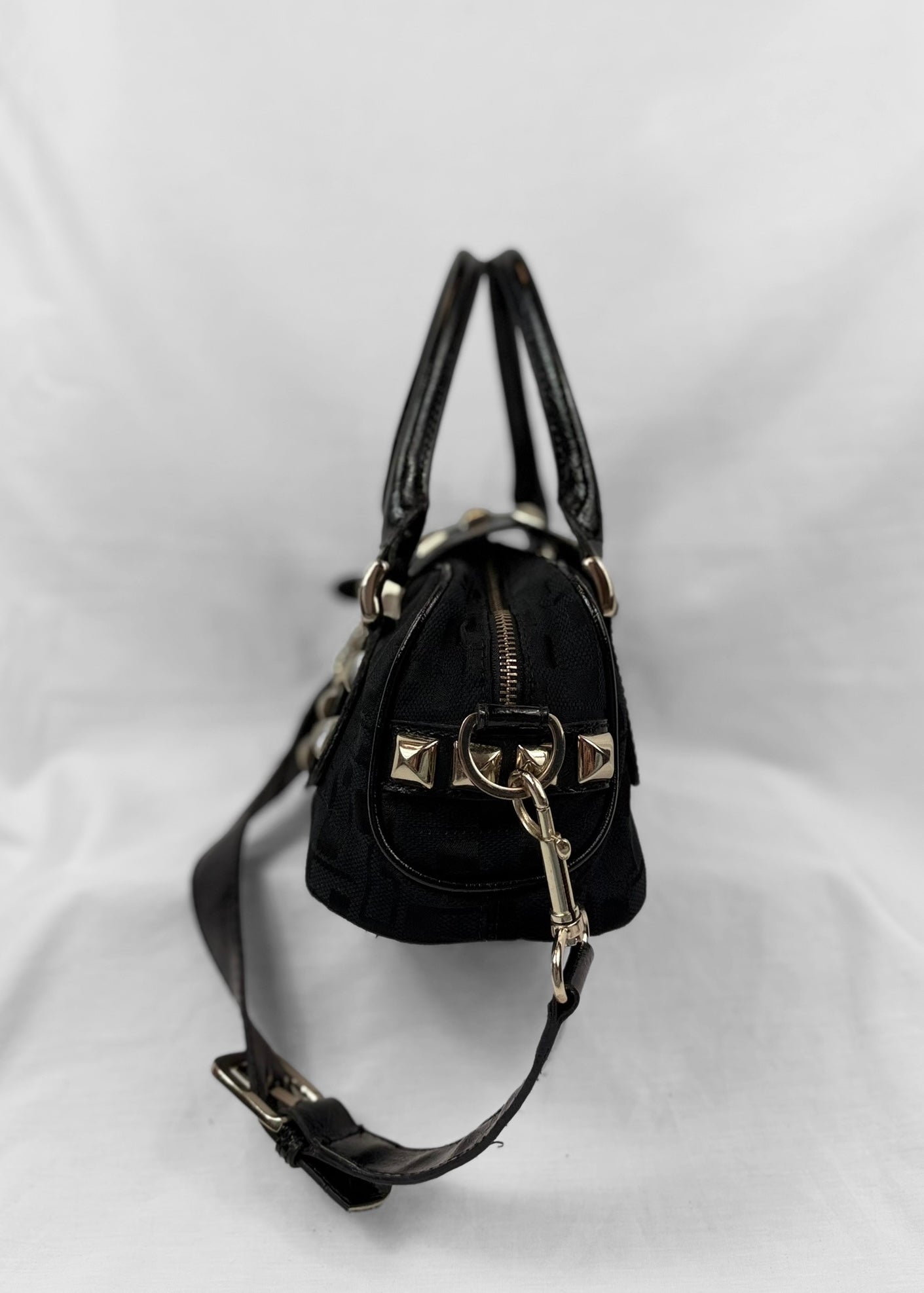 Rare Vintage 00´s Guess Bowling Bag in Black