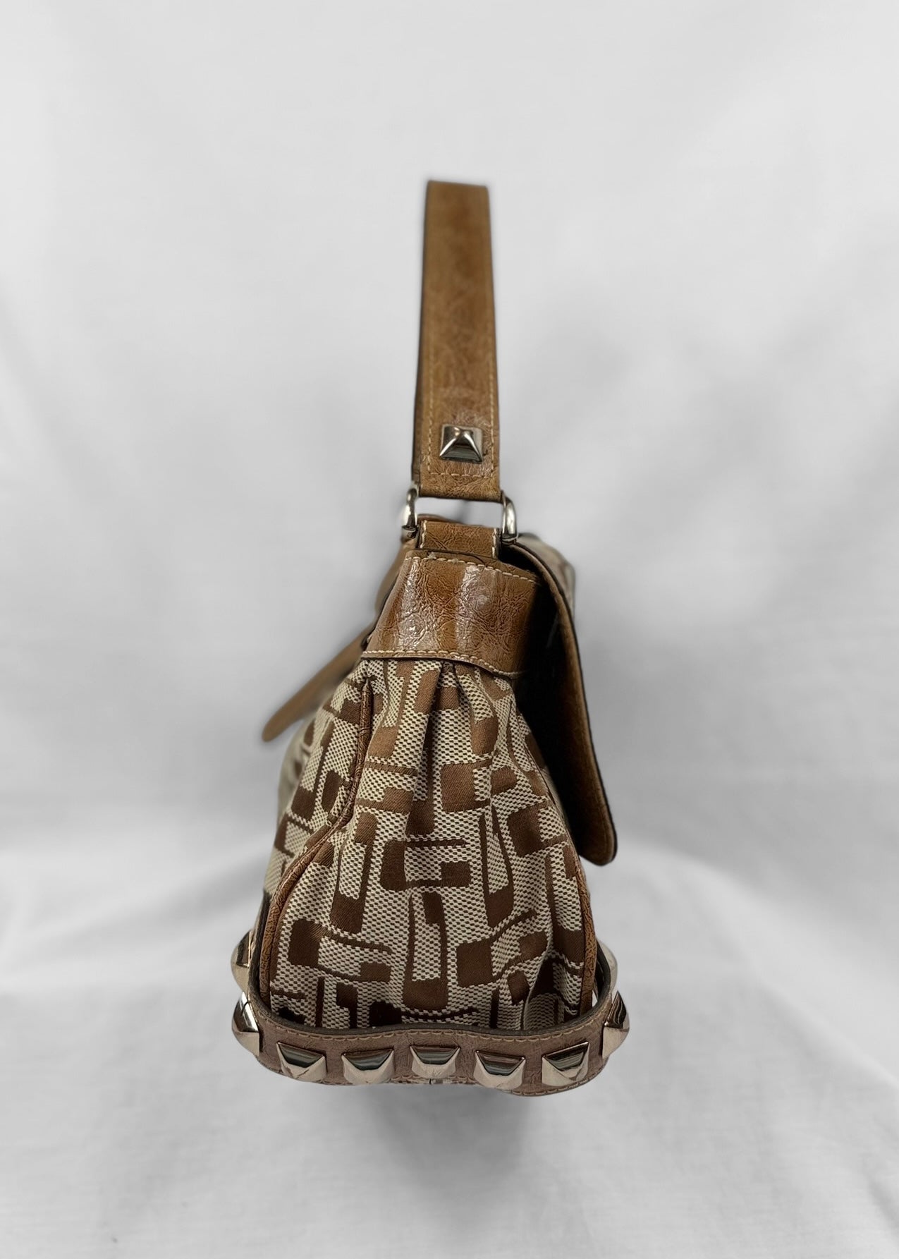 Vintage Guess 00´s Studded Bag in Brown Monogram