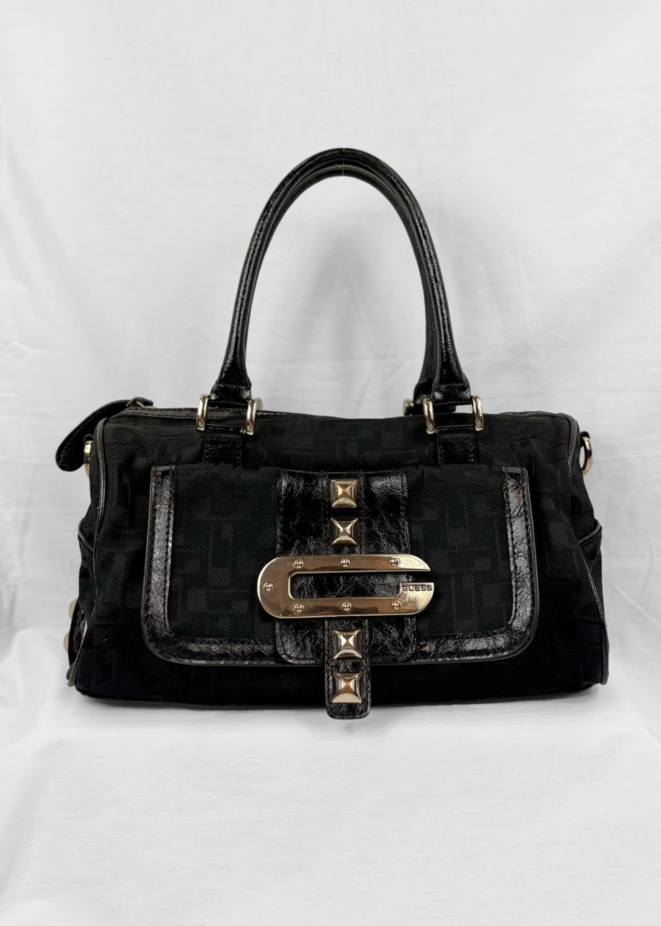 Vintage Guess 00´s Bag Studded in Black Monogram