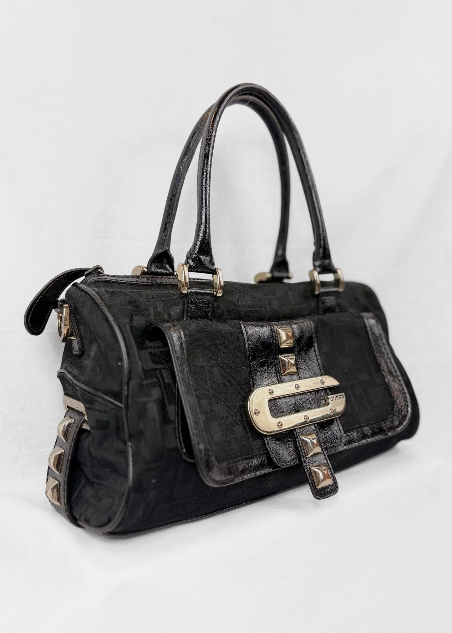 Vintage Guess 00´s Bag Studded in Black Monogram