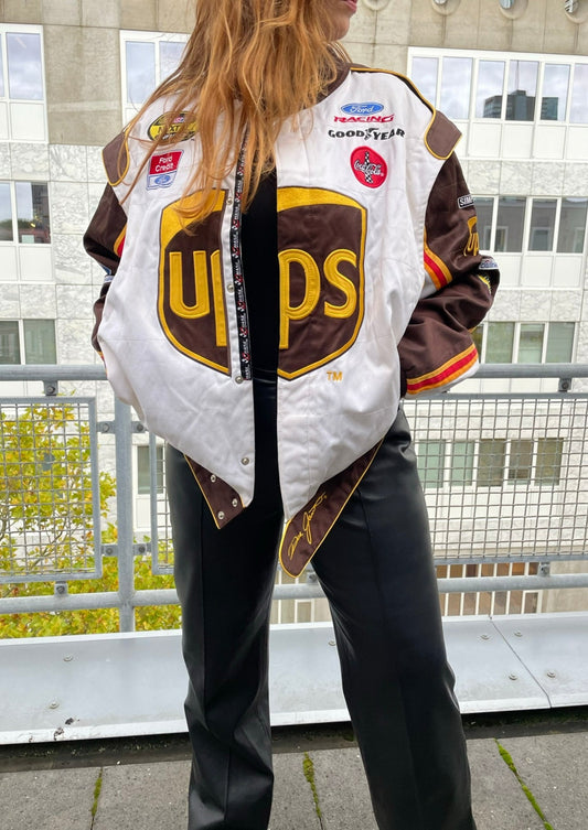 VINTAGE RARE CHASE NASCAR RACING UPS JACKET L