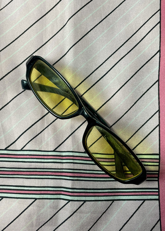 Trendy Yellow Sunnies