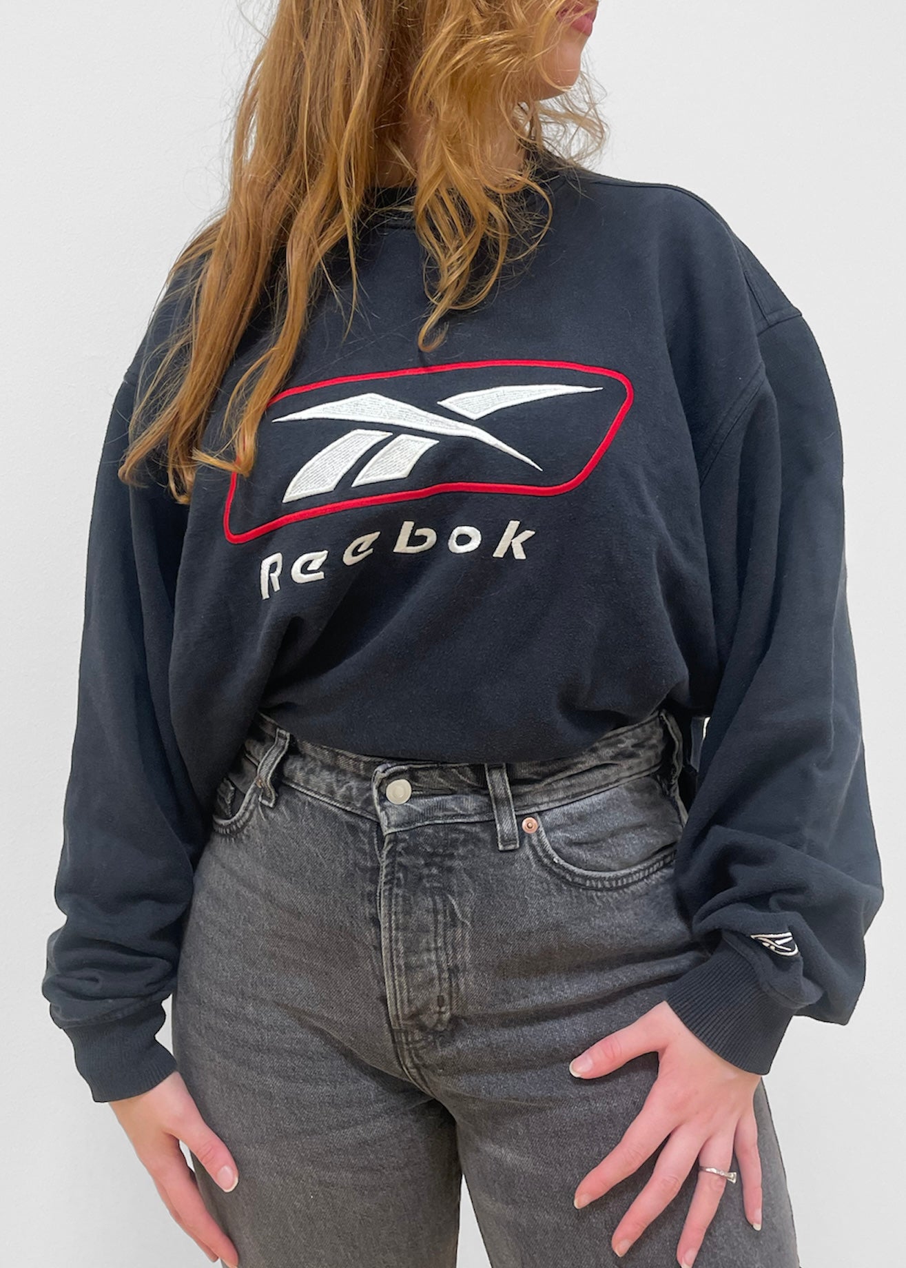 For det andet Færøerne via Vintage Reebok Sweater XL – Thrift On Store