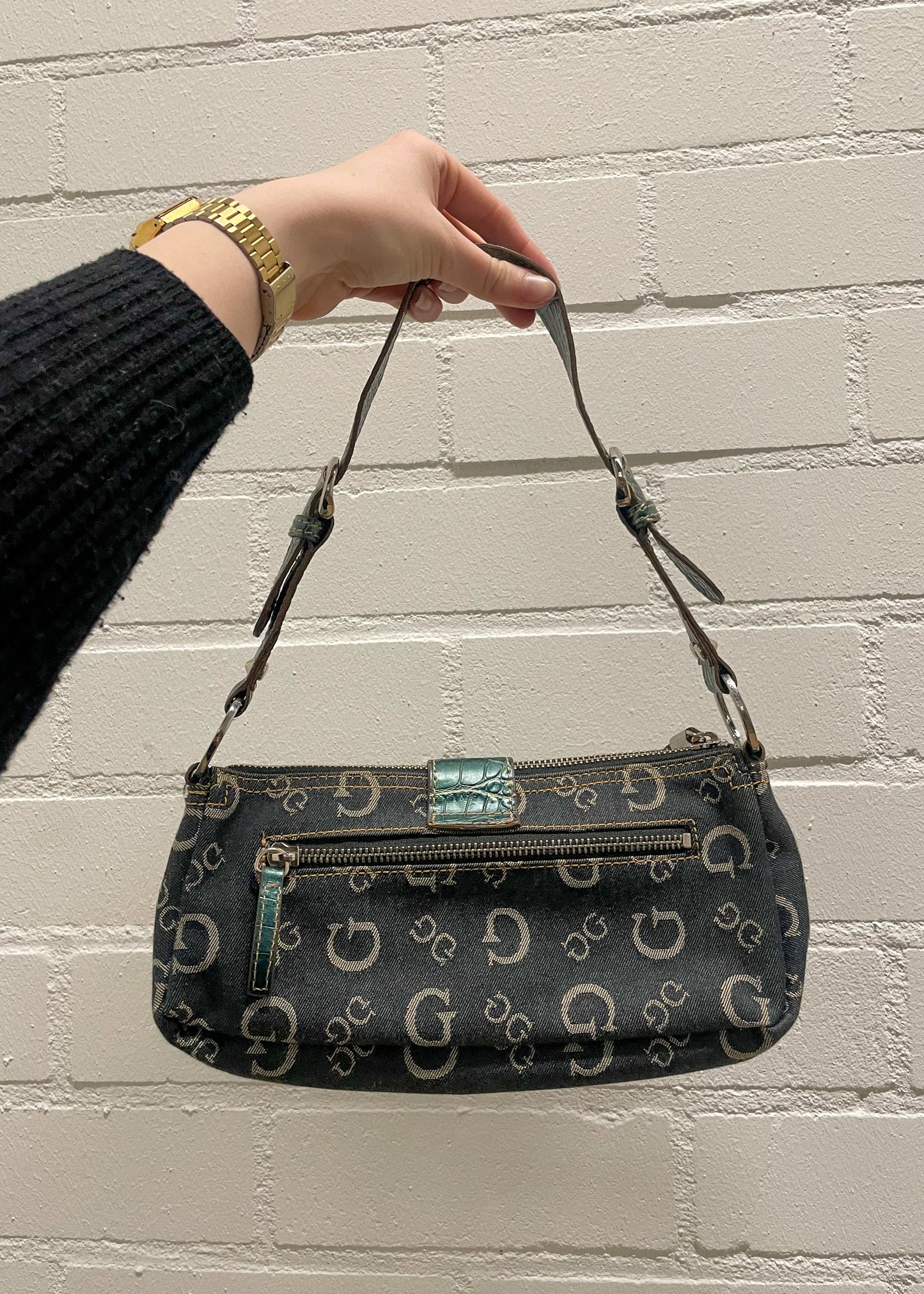 Vintage Guess monogram bag