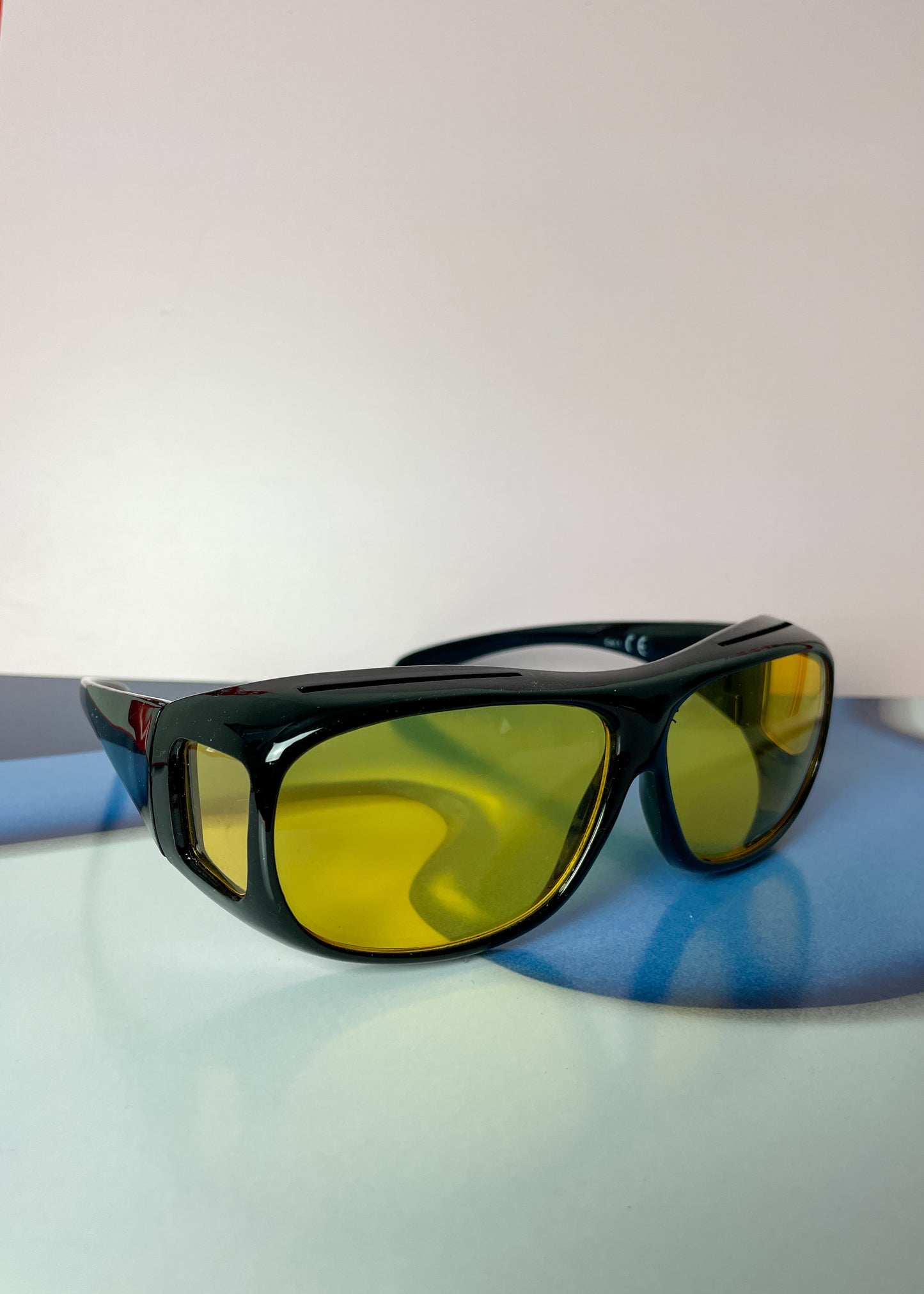 Trendy Retro Sunnies