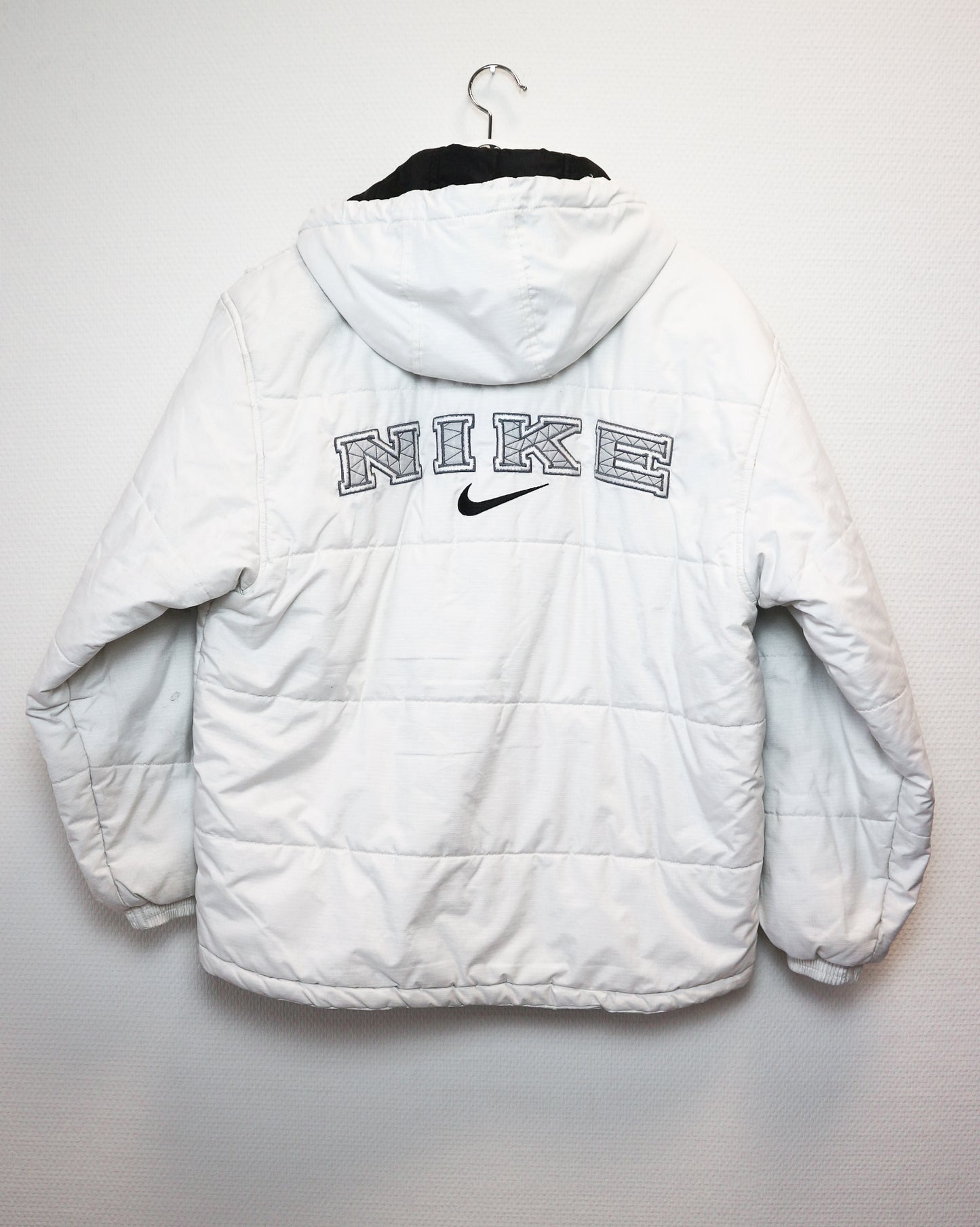 RARE Nike Spellout Puffer M