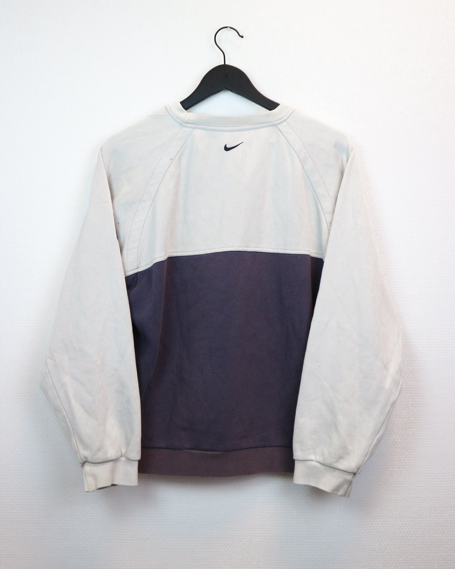 RARE Nike Sweater S
